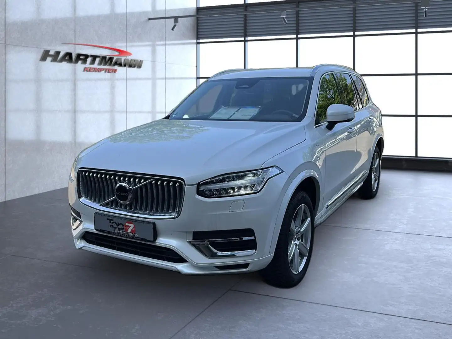 Volvo XC90 XC 90 Core Recharge Plug-In Hybrid AWD Bluetooth Blanc - 2