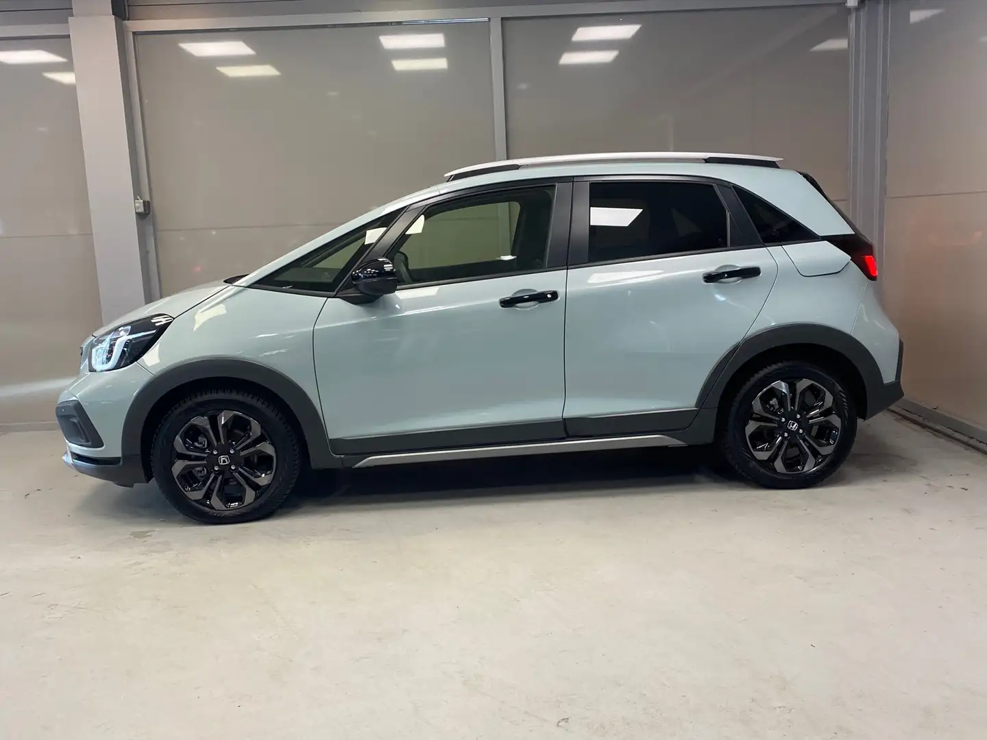 Honda Jazz 1.5 e:HEV Advance Crosstar AUTOMAAT | LED | NAVI | Blauw - 2