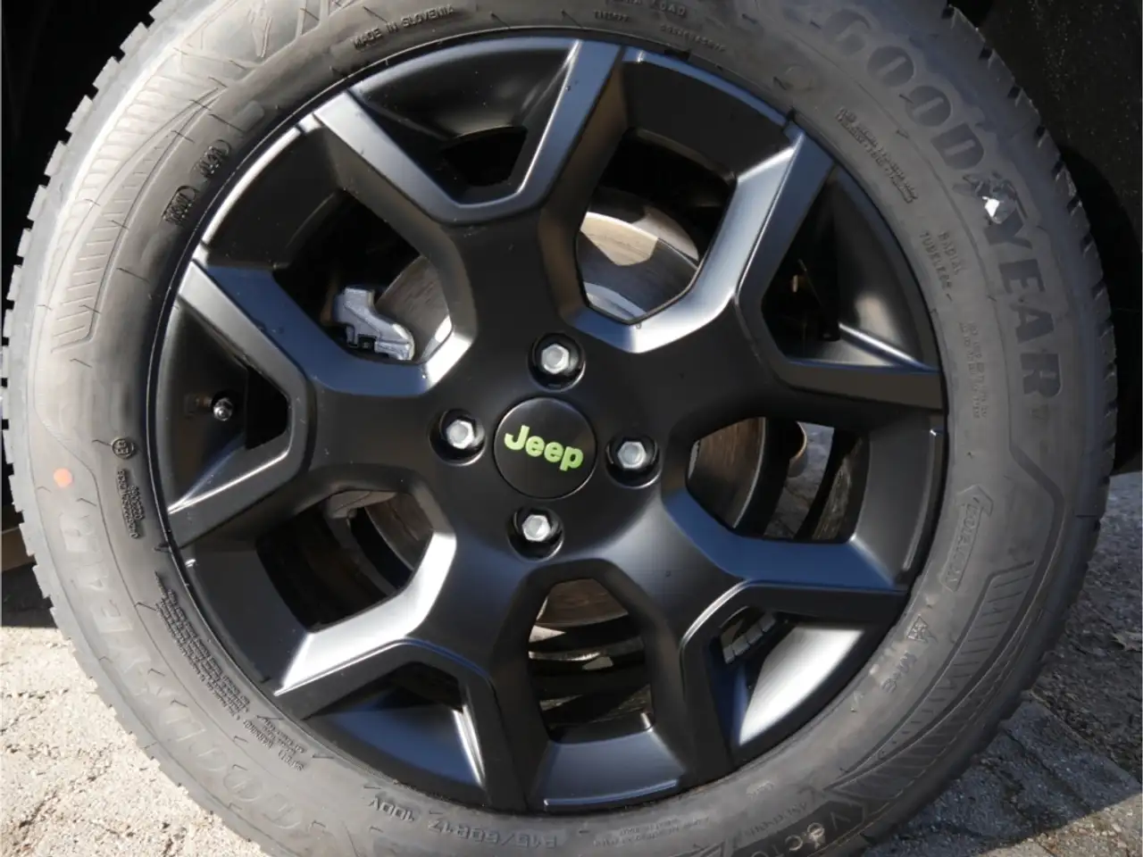 Jeep Avenger Overland Mild-Hybrid 4xe, миниатюра 10