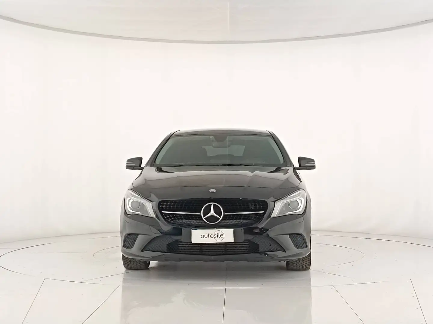 Mercedes-Benz CLA 200 200 d (cdi) Sport auto Schwarz - 2