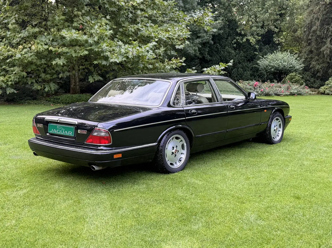 Daimler Double Six Jaguar 6.0 V12 (X300) 1996 2. Hand, foto 3