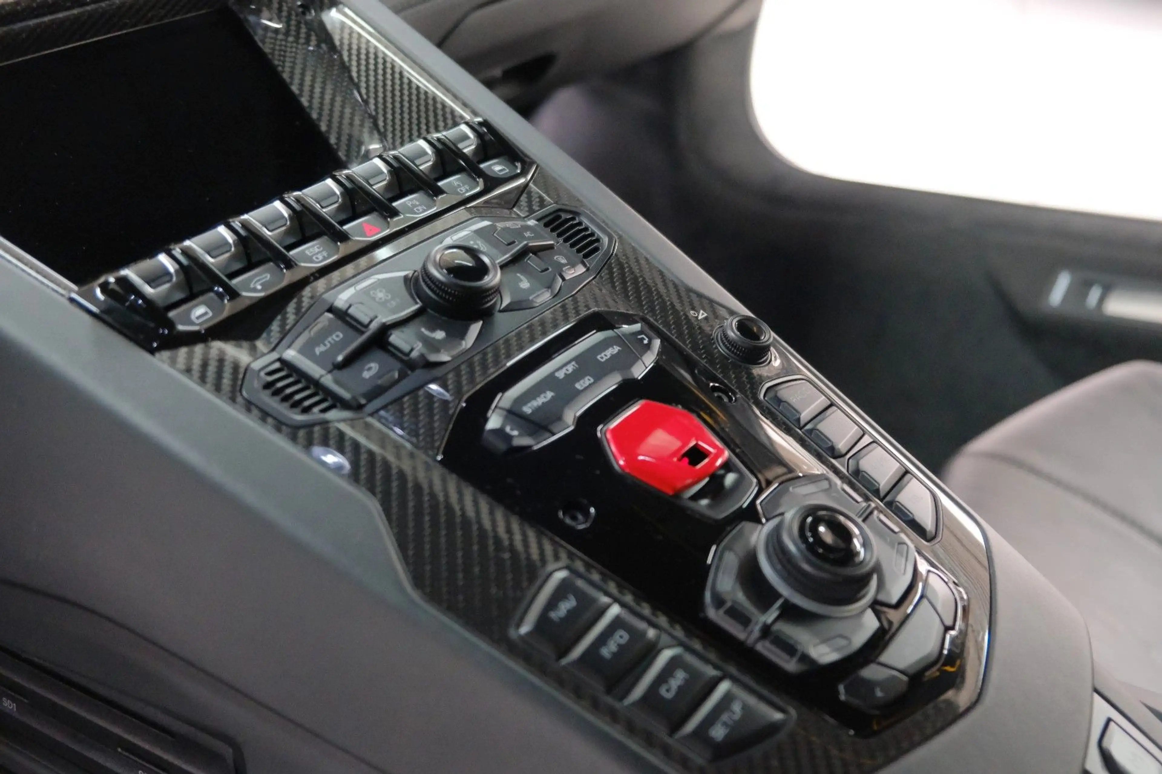 Lamborghini Aventador S/Carbon/Lift/Matt/Gr. Service 11/25 — photo 14