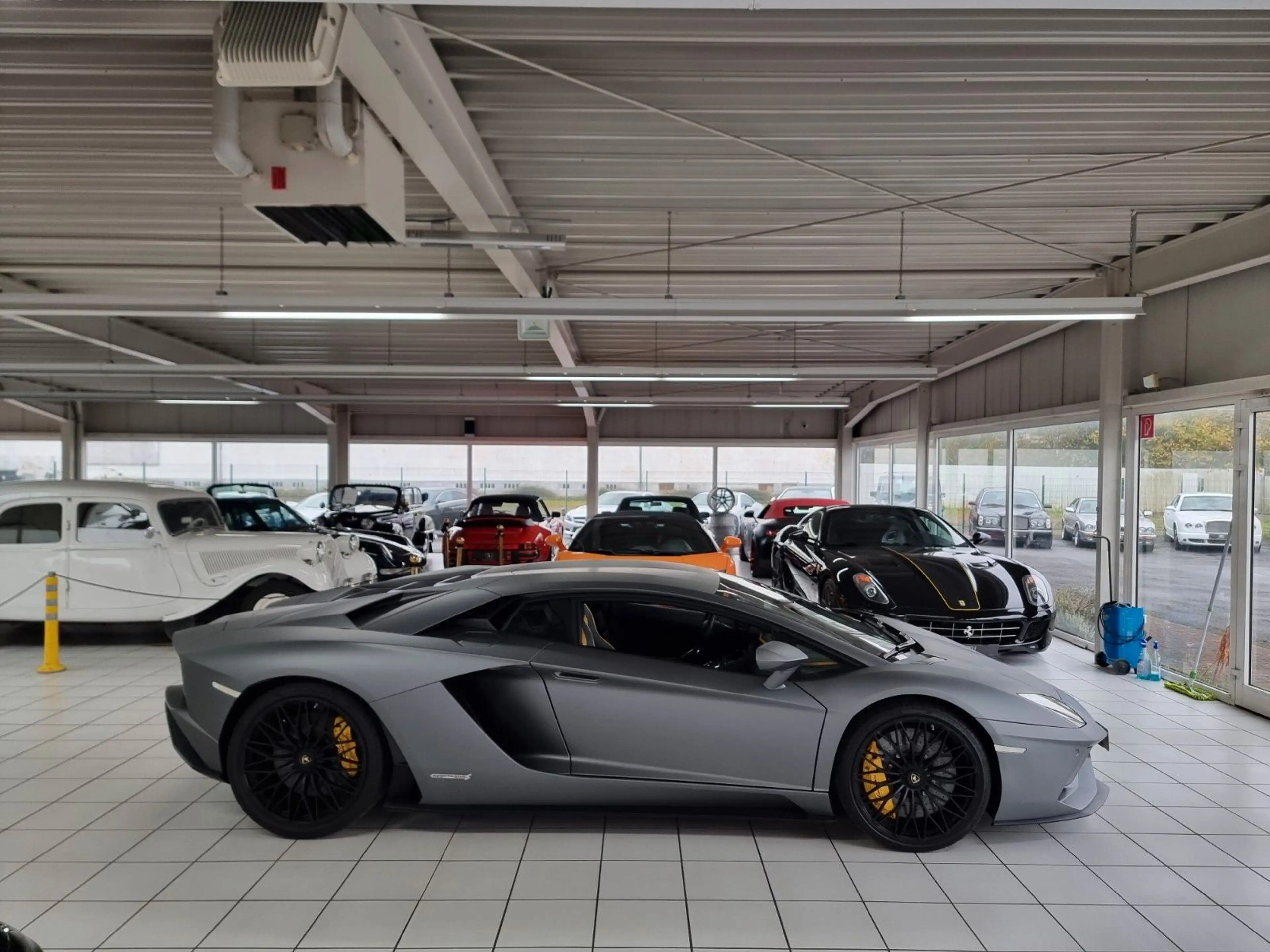 Lamborghini Aventador S/Carbon/Lift/Matt/Gr. Service 11/25 — photo 3