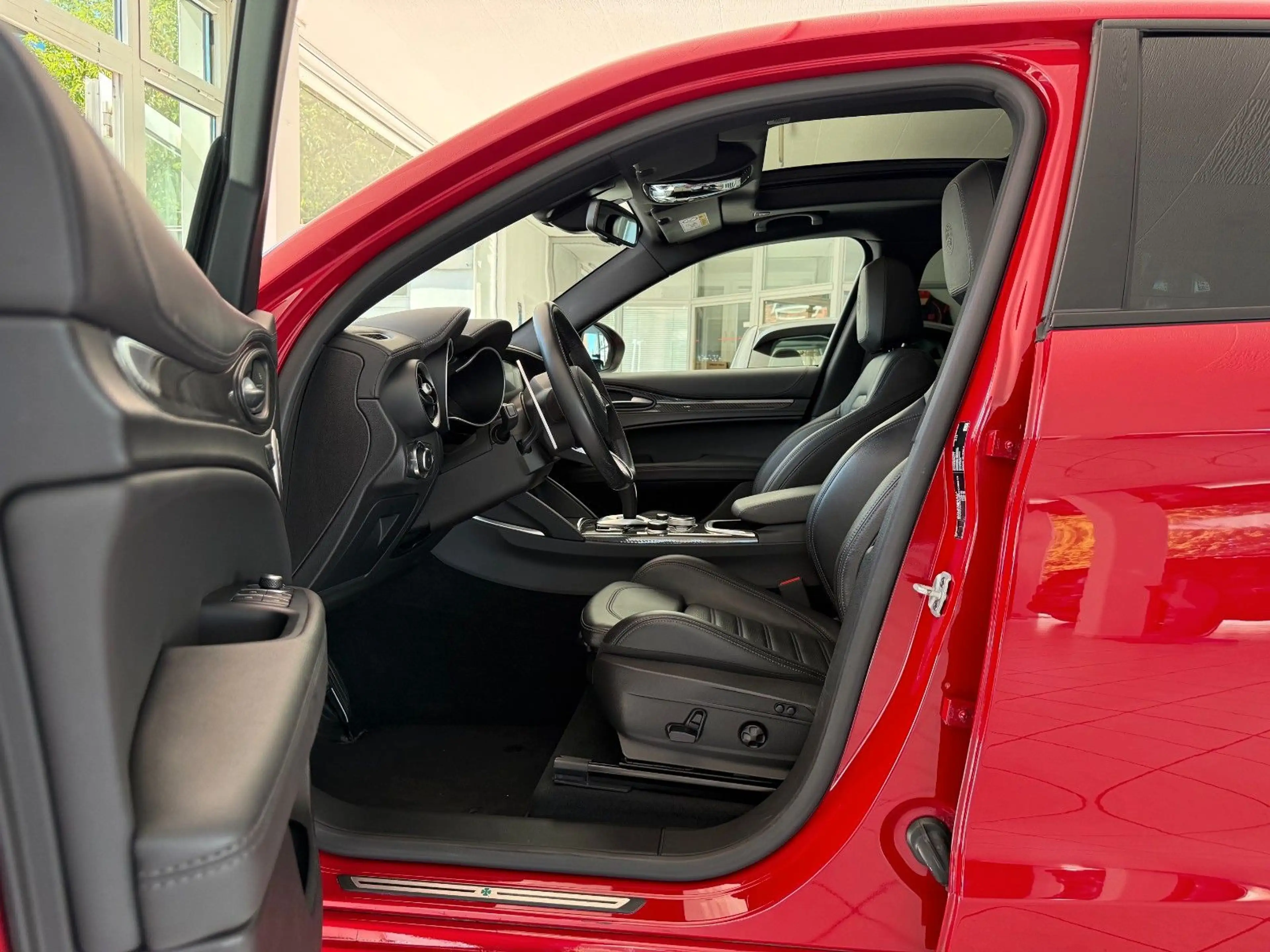 Alfa Romeo Stelvio 2.9 V6 Bi-turbo Quadrifoglio Q4 — photo 9