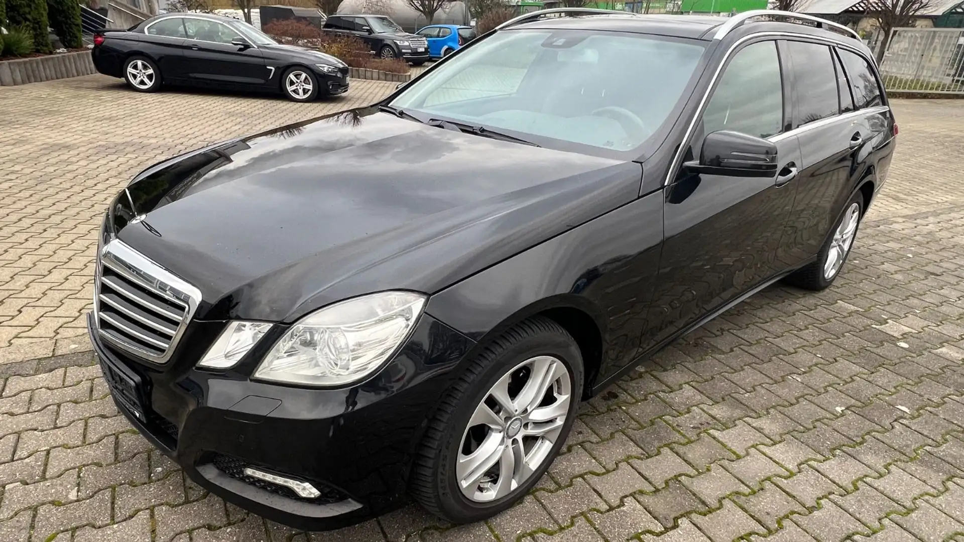 Mercedes-Benz E 350 CDI BlueEfficiency 4Matic  Avantgarde Noir - 1