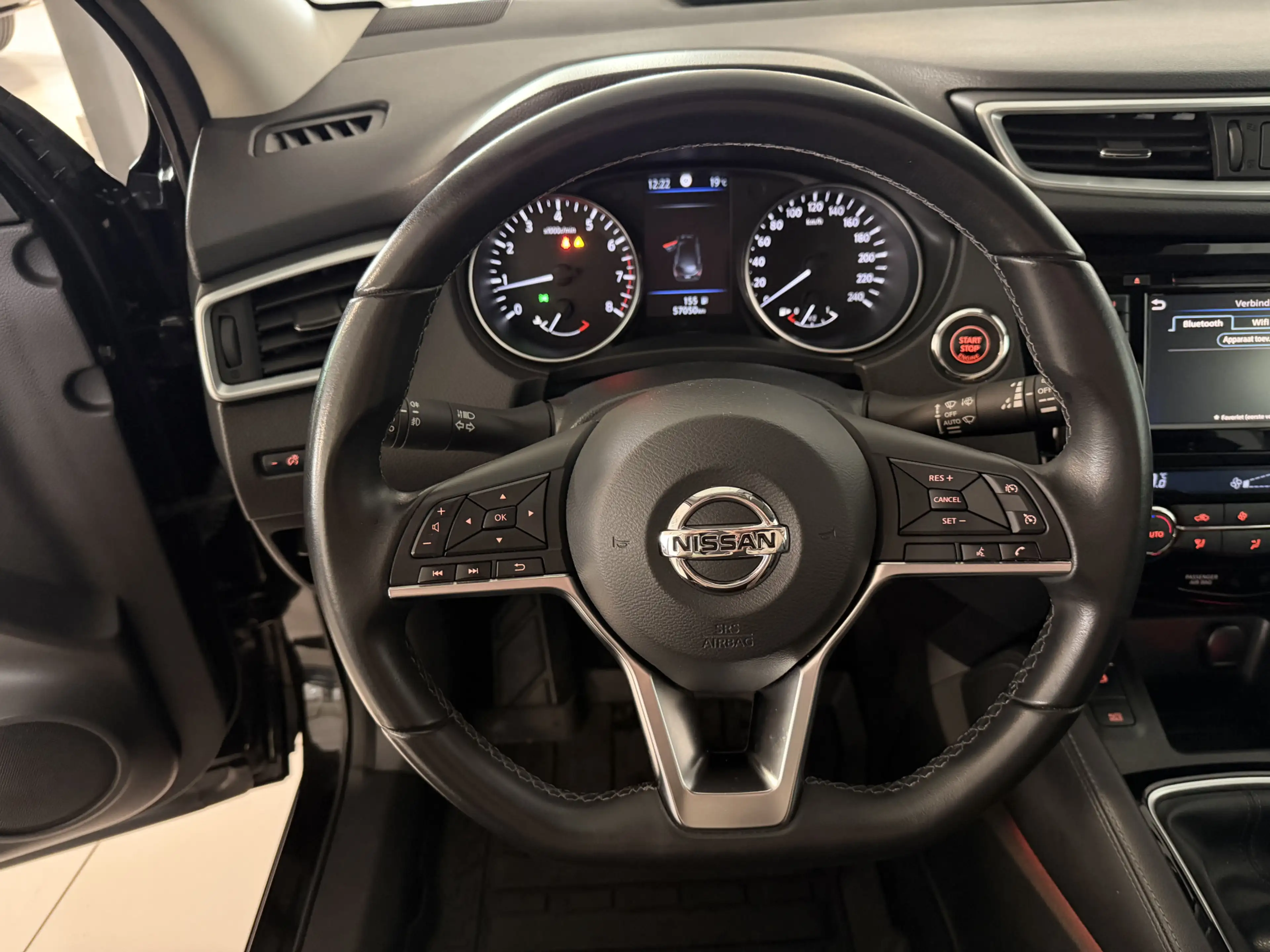 Nissan Qashqai 1.3 DIG-T Premium Edition Leer / Navigatie / cruis — photo 17
