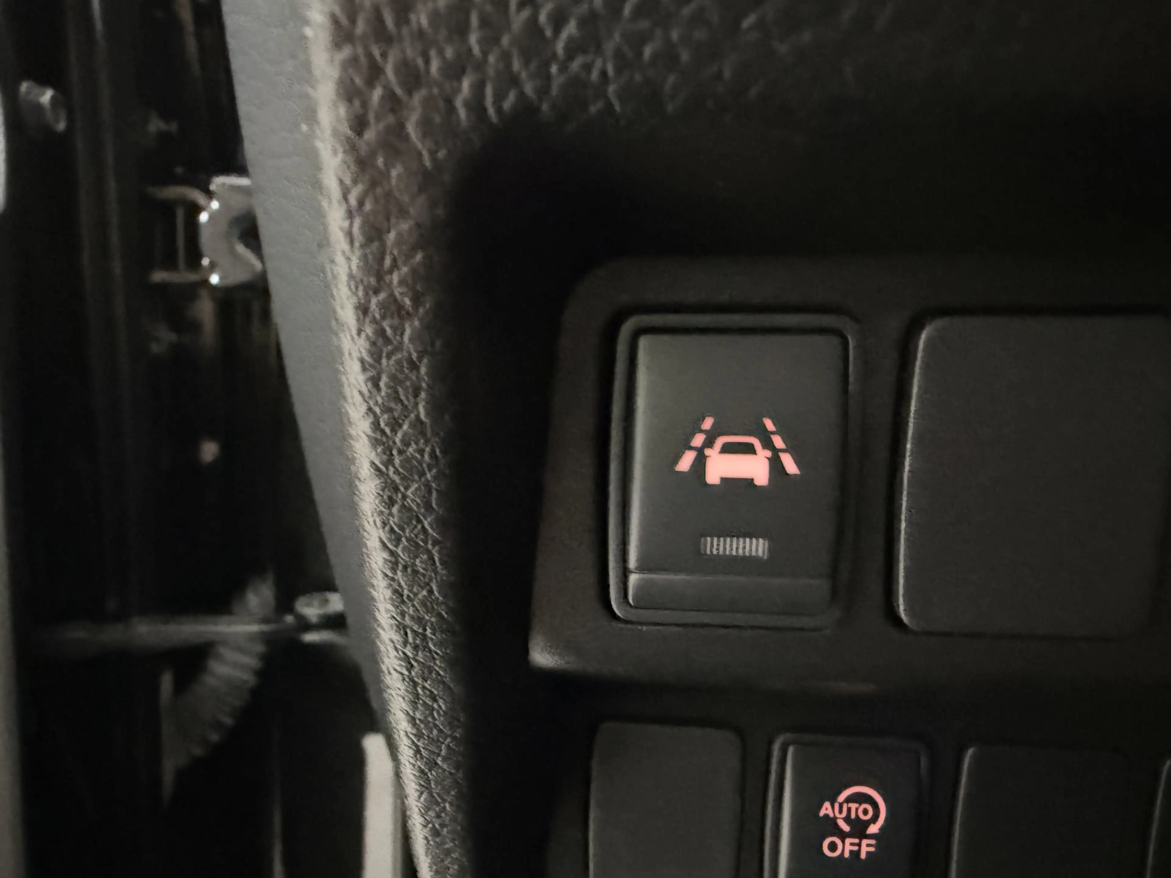 Nissan Qashqai 1.3 DIG-T Premium Edition Leer / Navigatie / cruis — photo 24