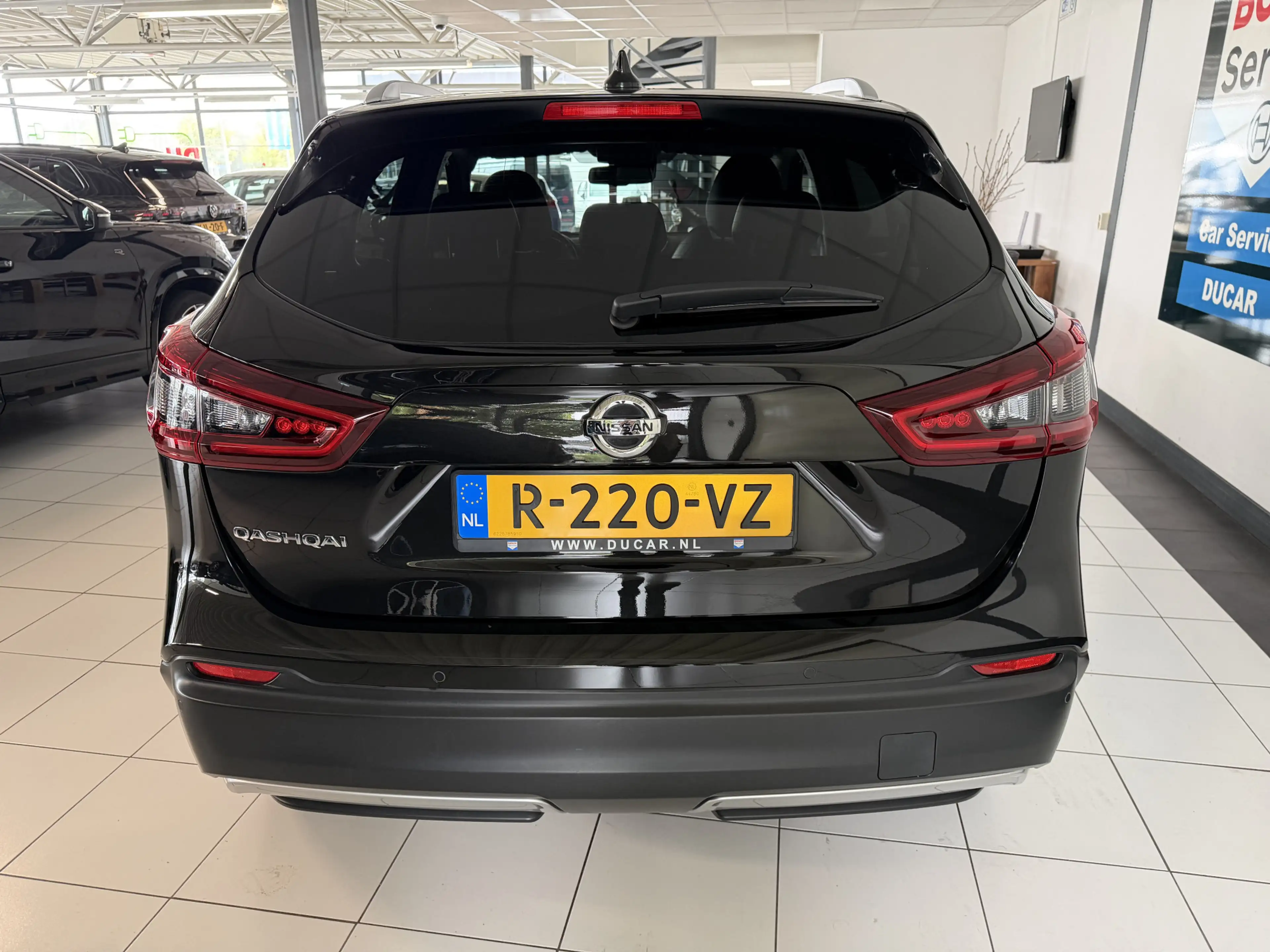 Nissan Qashqai 1.3 DIG-T Premium Edition Leer / Navigatie / cruis — photo 4