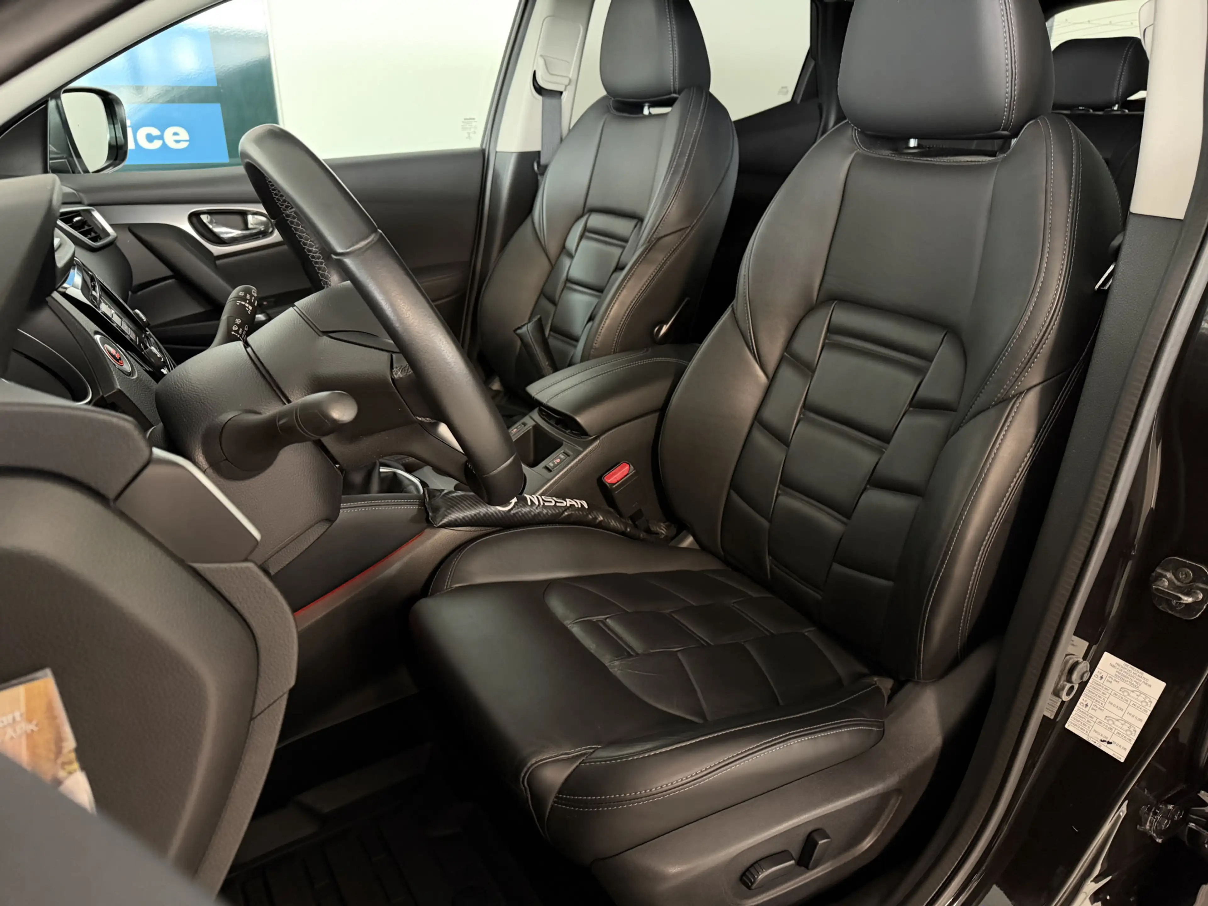 Nissan Qashqai 1.3 DIG-T Premium Edition Leer / Navigatie / cruis — photo 12