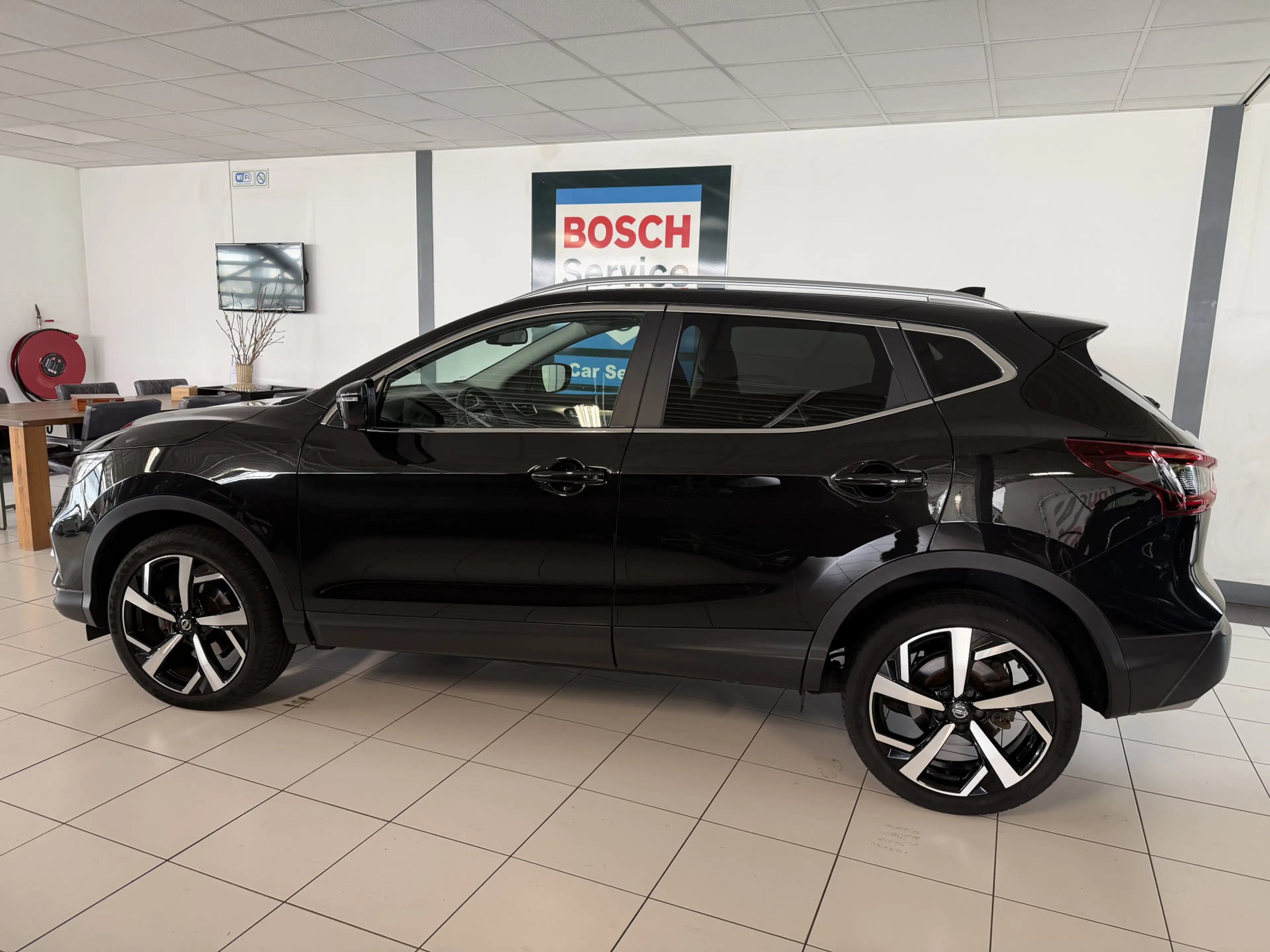 Nissan Qashqai 1.3 DIG-T Premium Edition Leer / Navigatie / cruis — photo 2