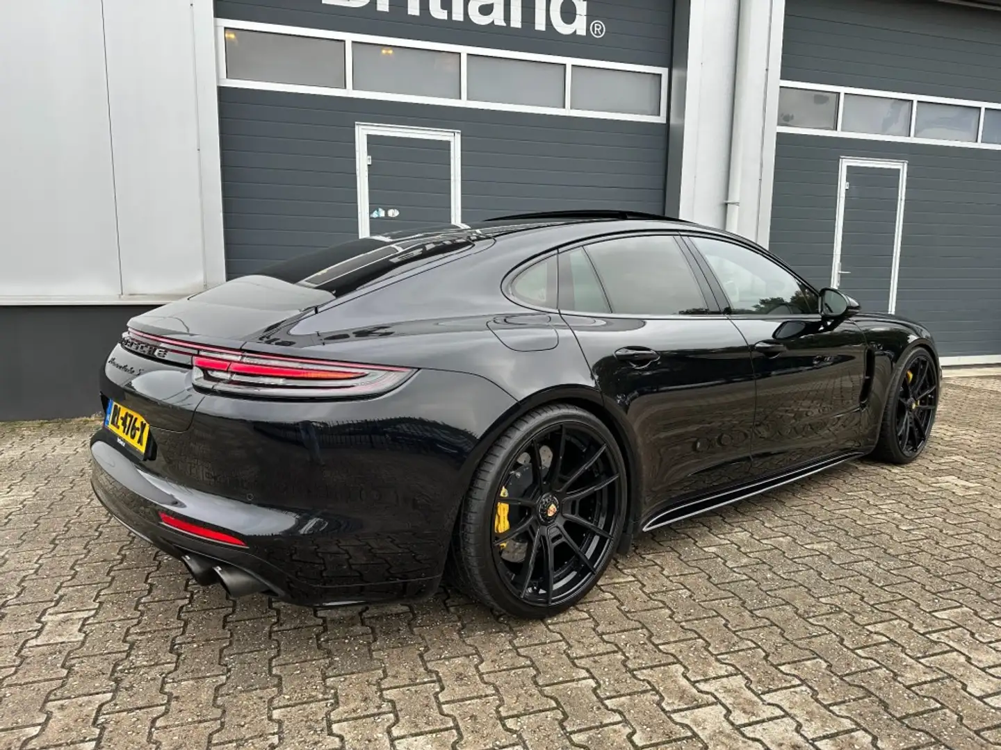 Porsche Panamera 4.0 Turbo S E-Hybrid 832pk 2018 *Akrapovic *22inch Noir - 2