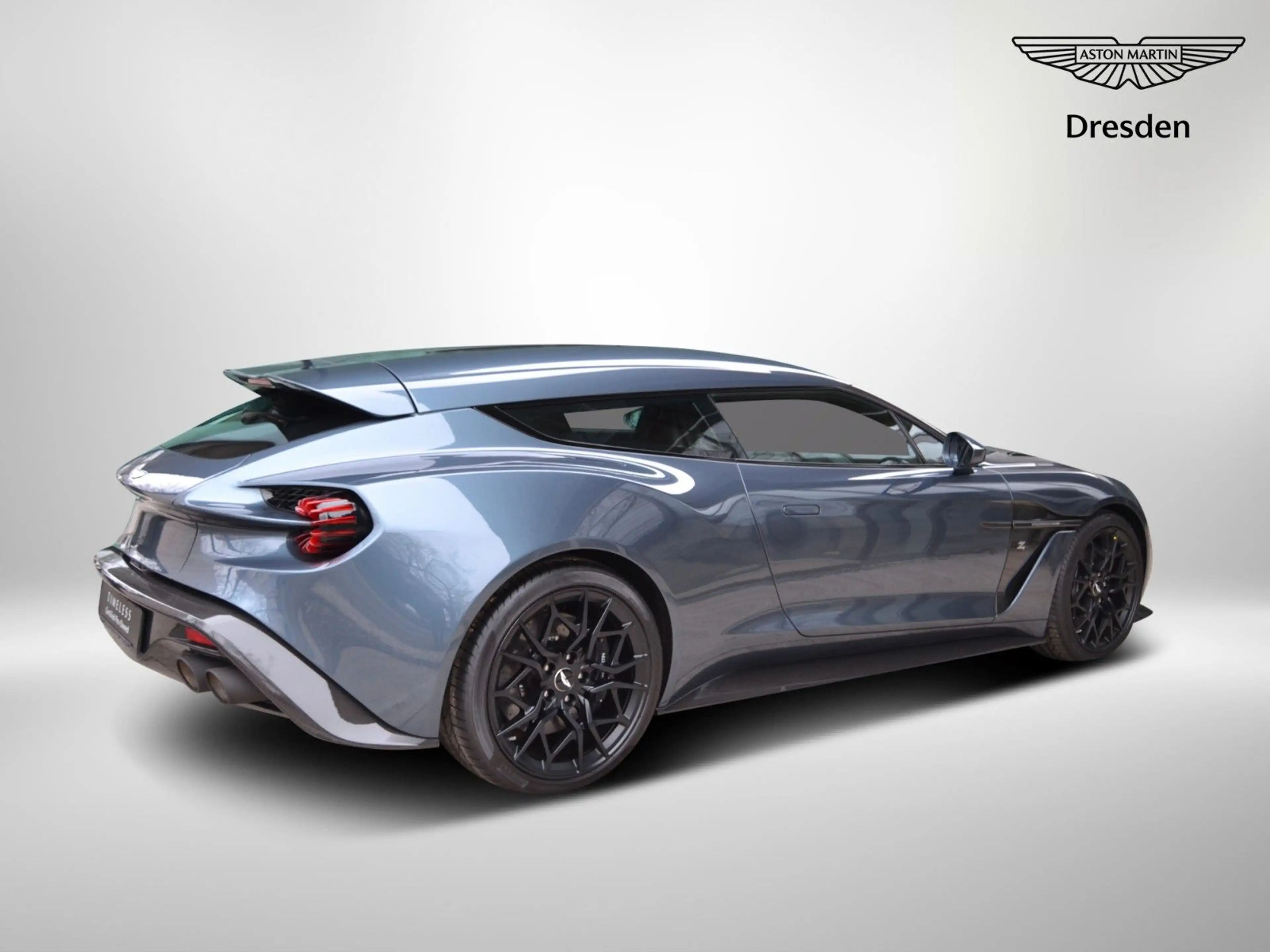 Aston Martin Vanquish Zagato Shooting Brake Nr. 92/99 — photo 14