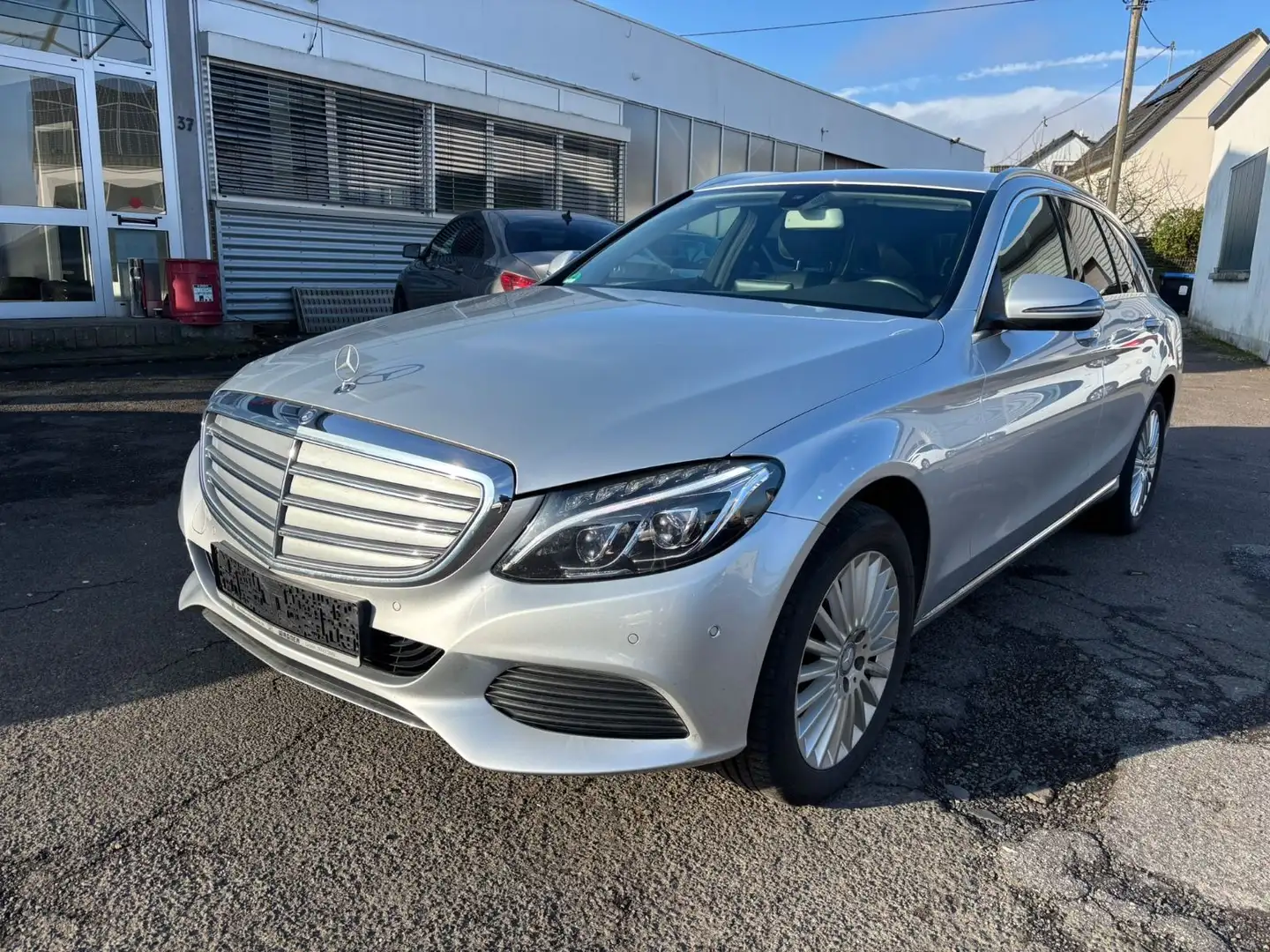 Mercedes-Benz C 250 4Matic Automatik+Xenon+Leder+Nav+Kam+Temp Argent - 1