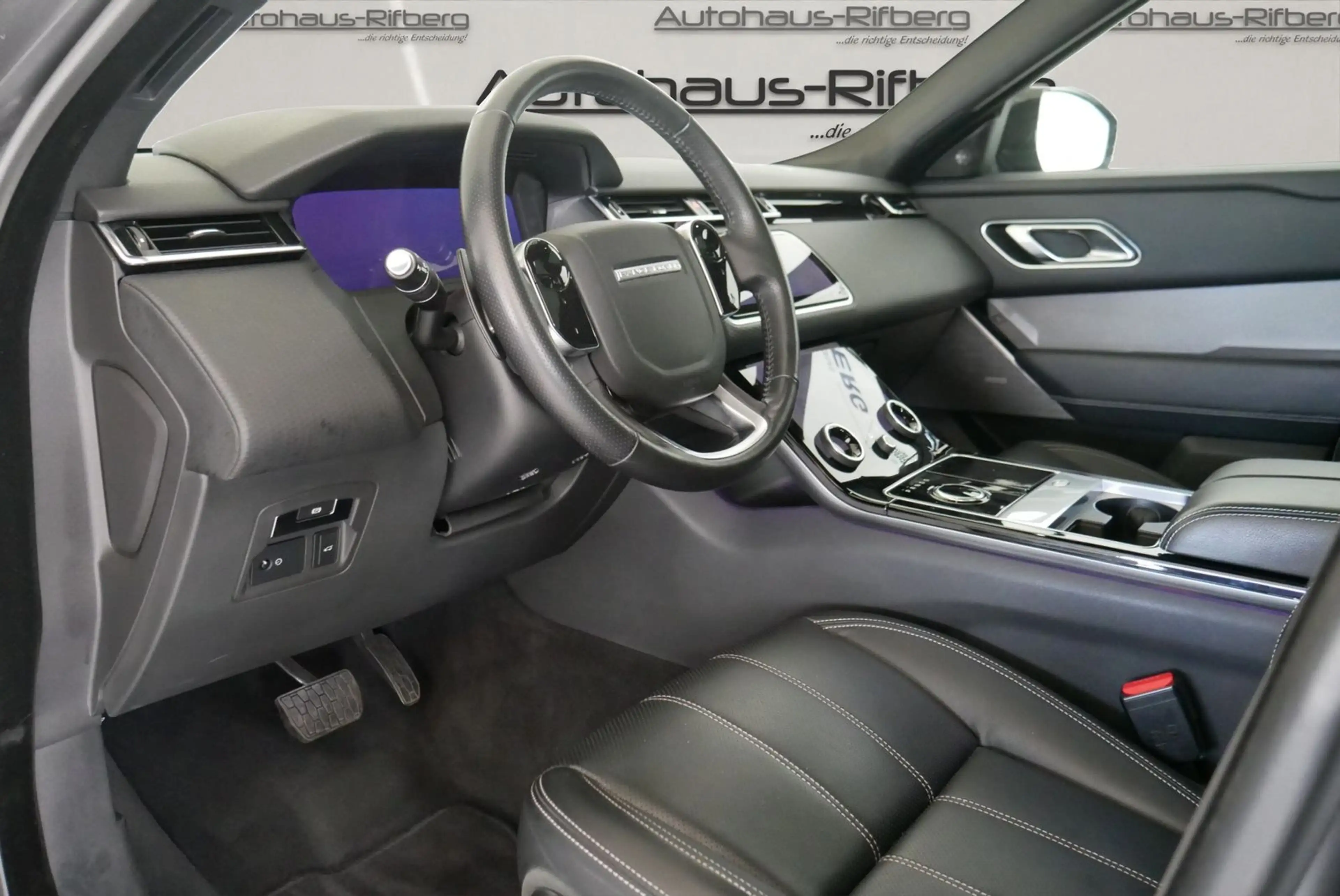 Land Rover Range Rover Velar 3.0 d R-Dynamic SE/Pano/ACC/21 — photo 7