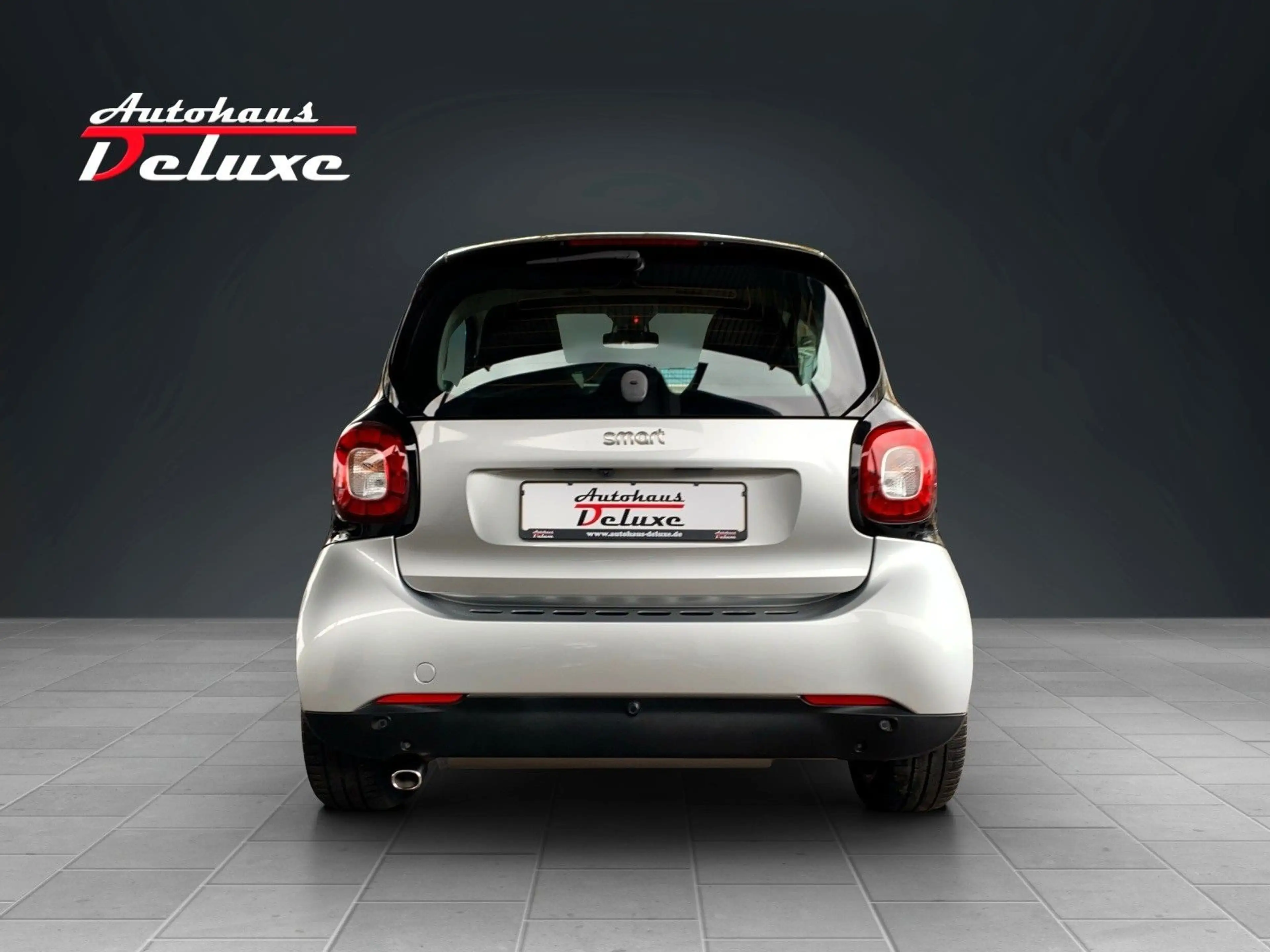 smart forTwo COUPE 90 PS NAVI-KAMERA-PANORAMA-PDC — photo 6