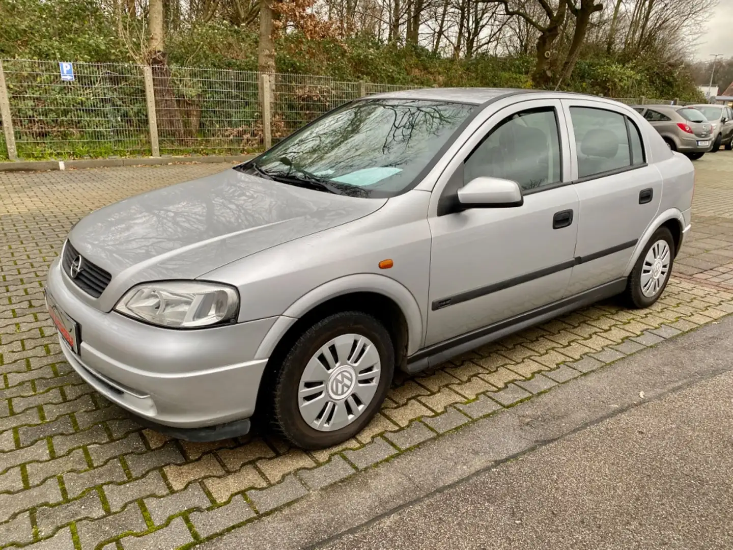 Opel Astra Elegance/ Gepflegter Zustand Silber - 2