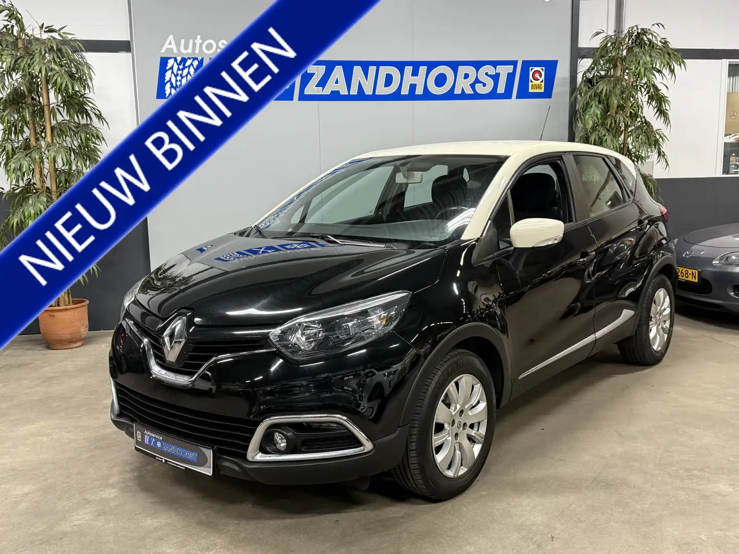 Renault Captur 0.9 TCe Expression // Lm velgen // Airco Schwarz - 1