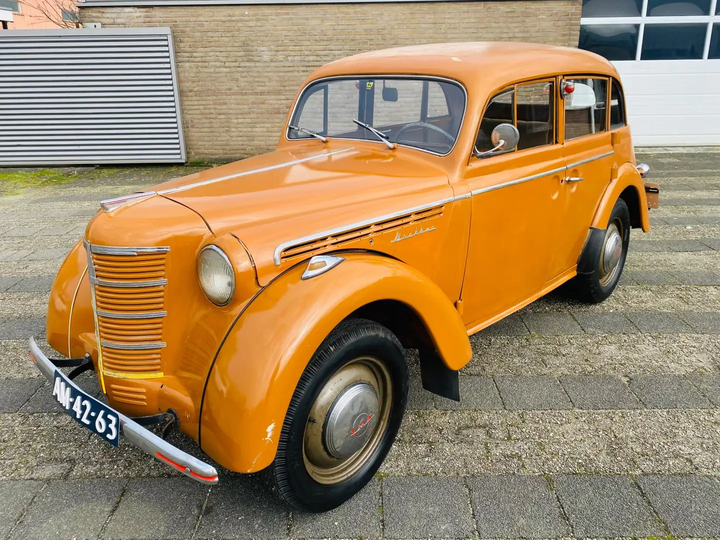 Opel Olympia Moskvitch 400 1952 Orange - 1