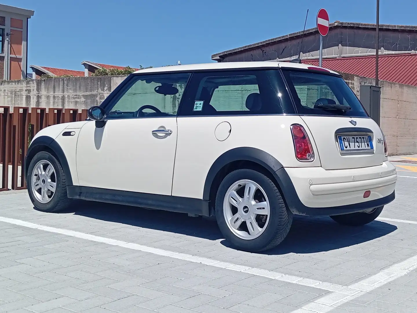 MINI One D Mini II 2001 1.4 De Luxe 88cv Beige - 1
