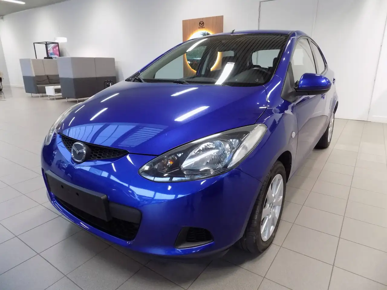Mazda 2