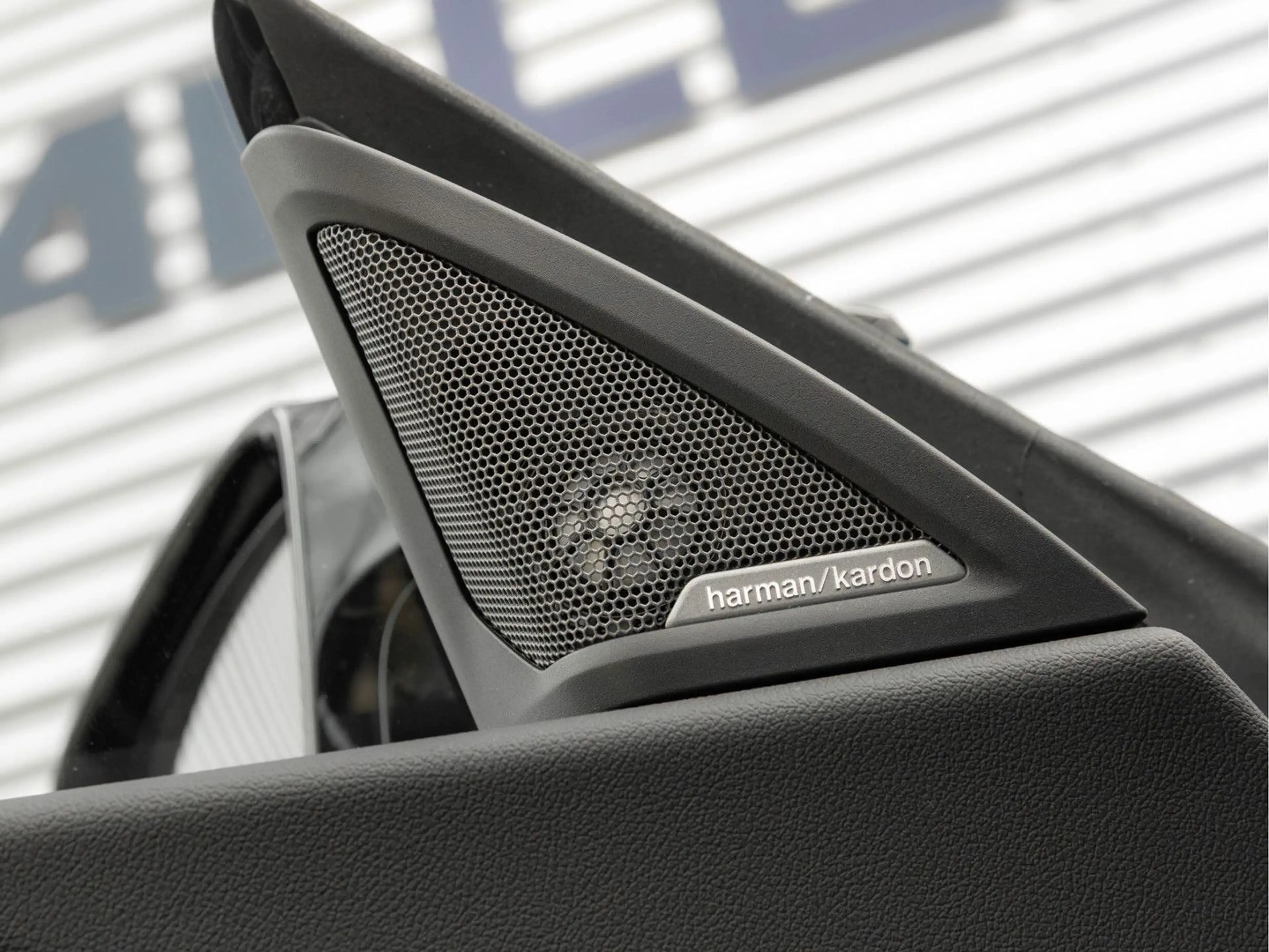 BMW M2 2-serie Coupé - Individual ''Voodoo Blue'' - — photo 15