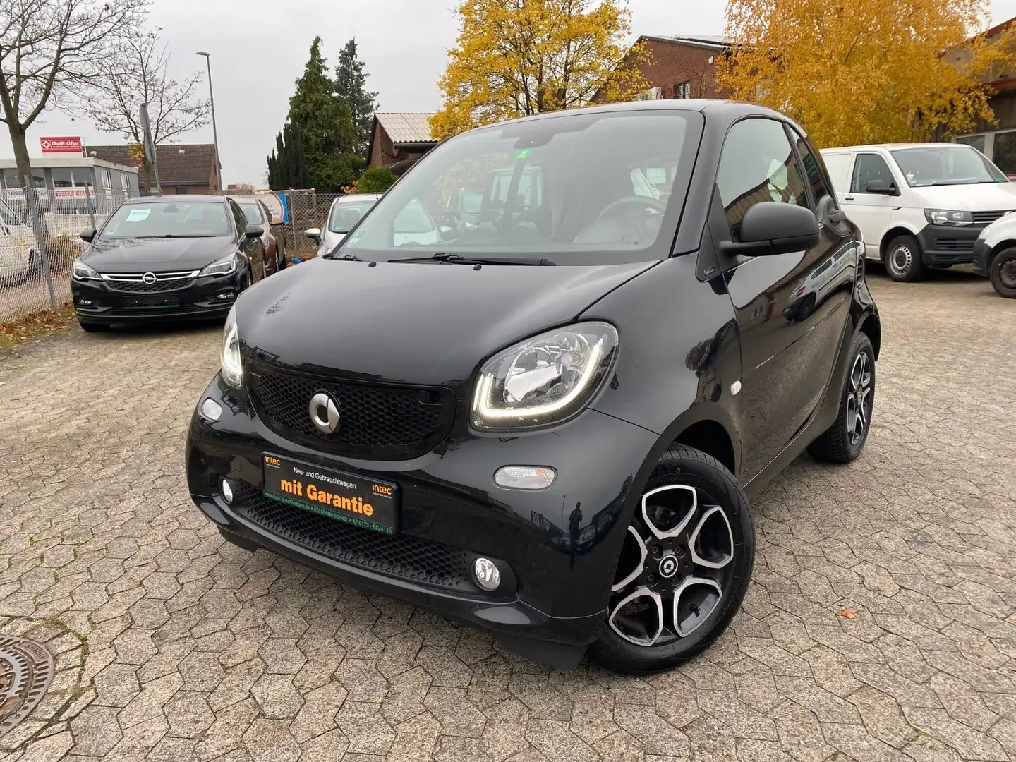 smart forTwo fortwo coupe Basis 52kW Schwarz - 1