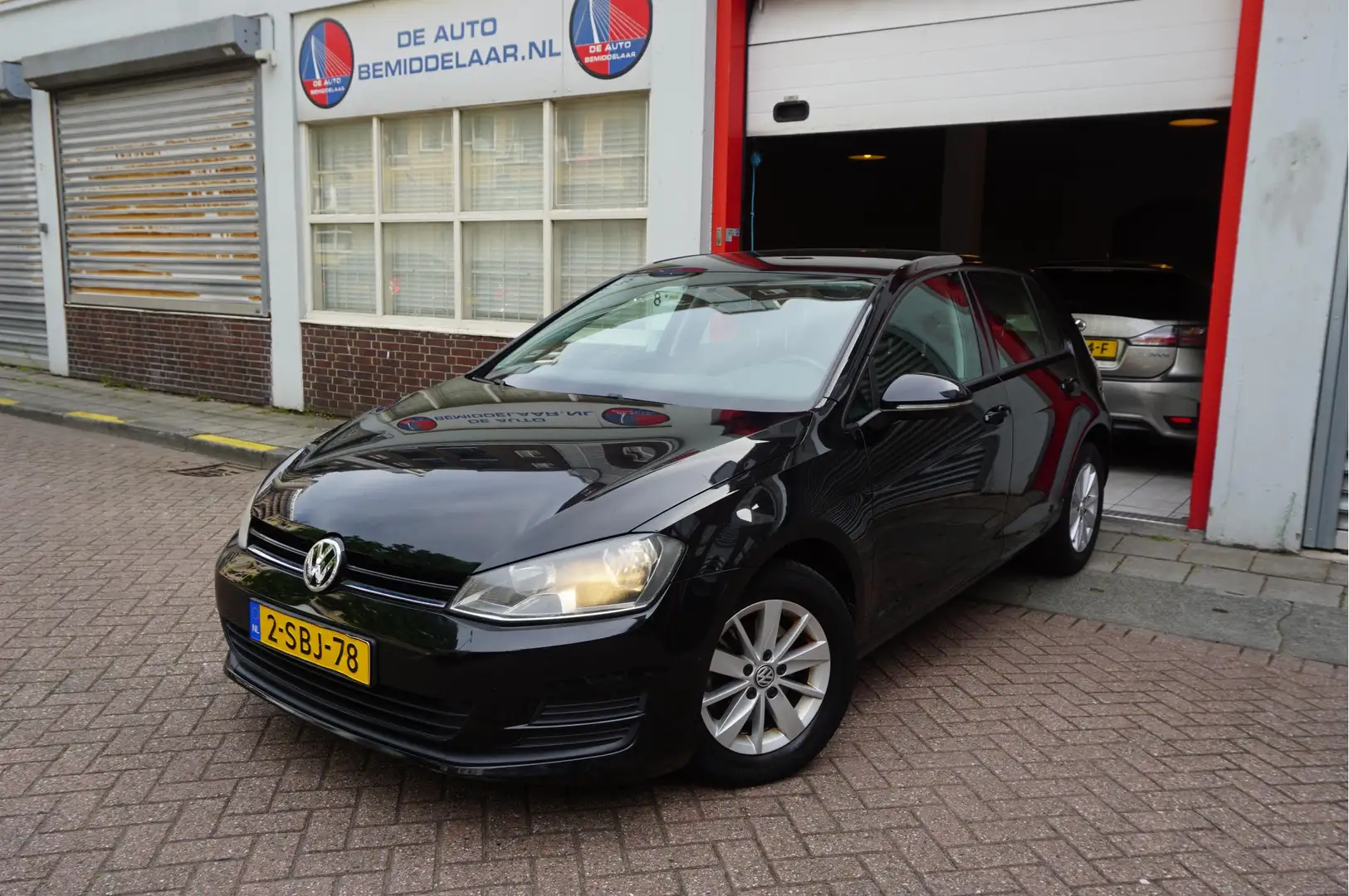 Volkswagen Golf 1.2 TSI Easyline | NAP | Nederlandse auto | 2 eige Nero - 1