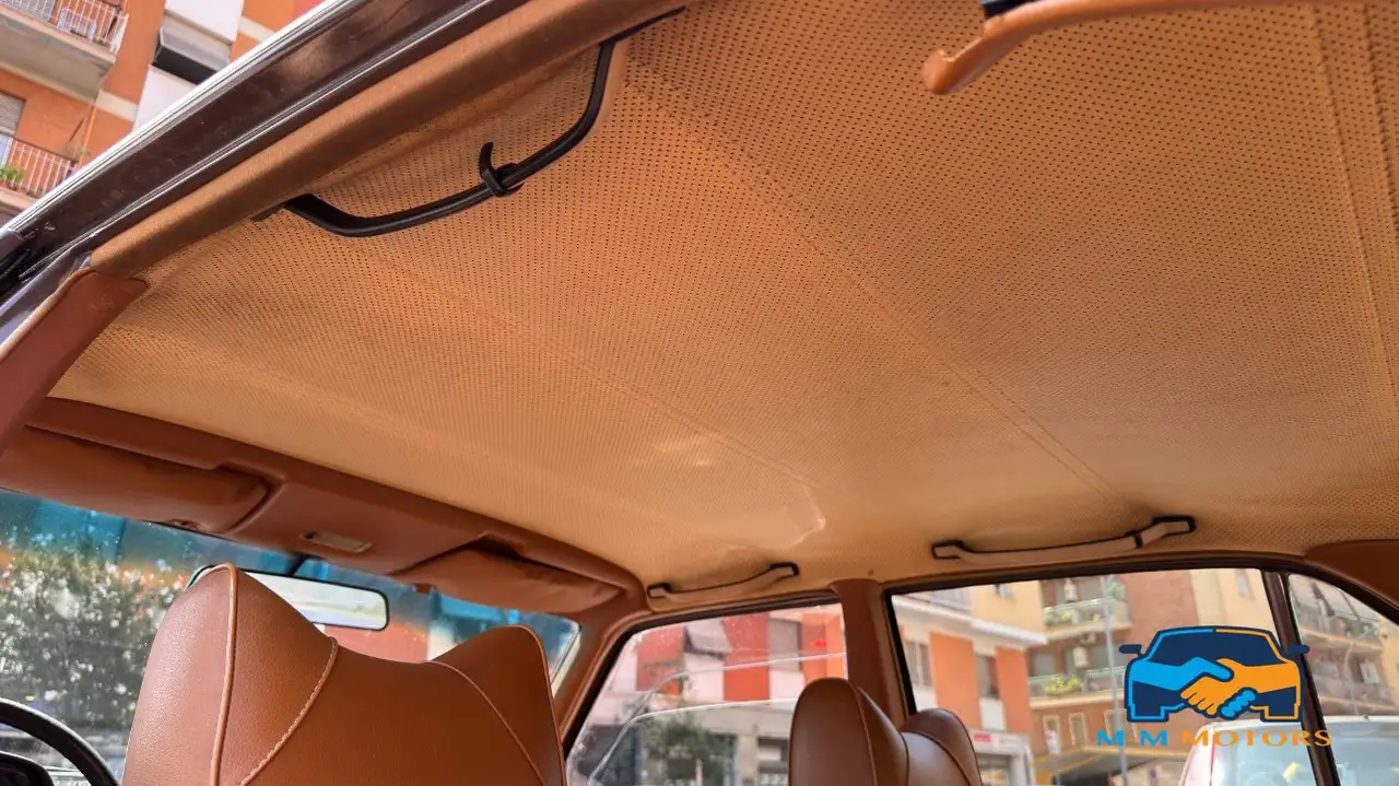 Mercedes-Benz 200 Berlina, foto 12