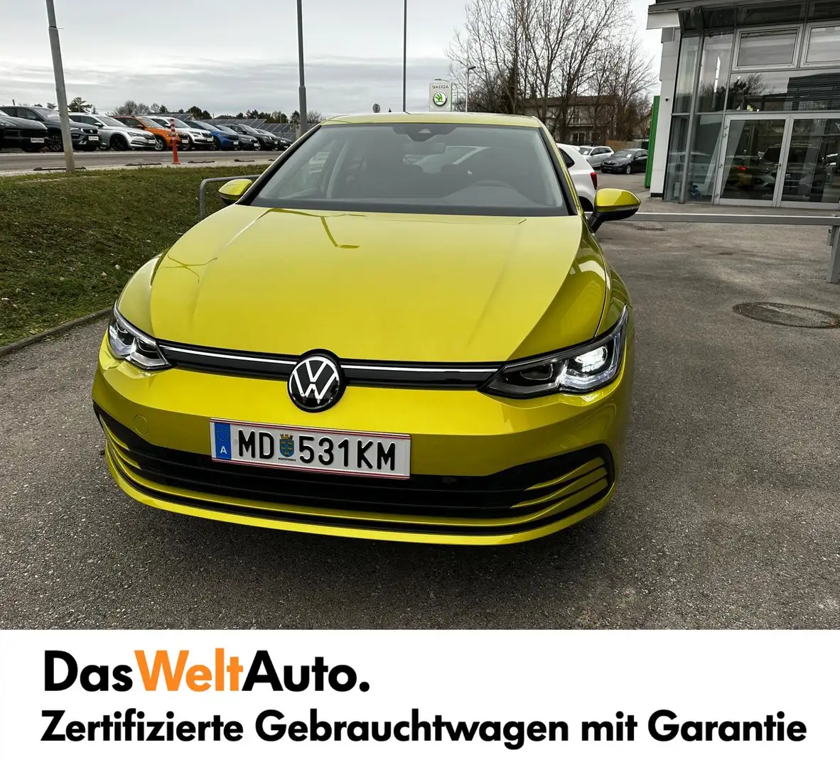 Volkswagen Golf Life TSI ACT Giallo - 1