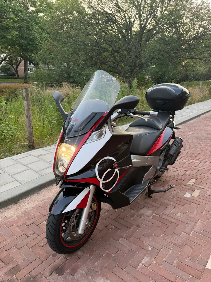 Gilera GP 800
