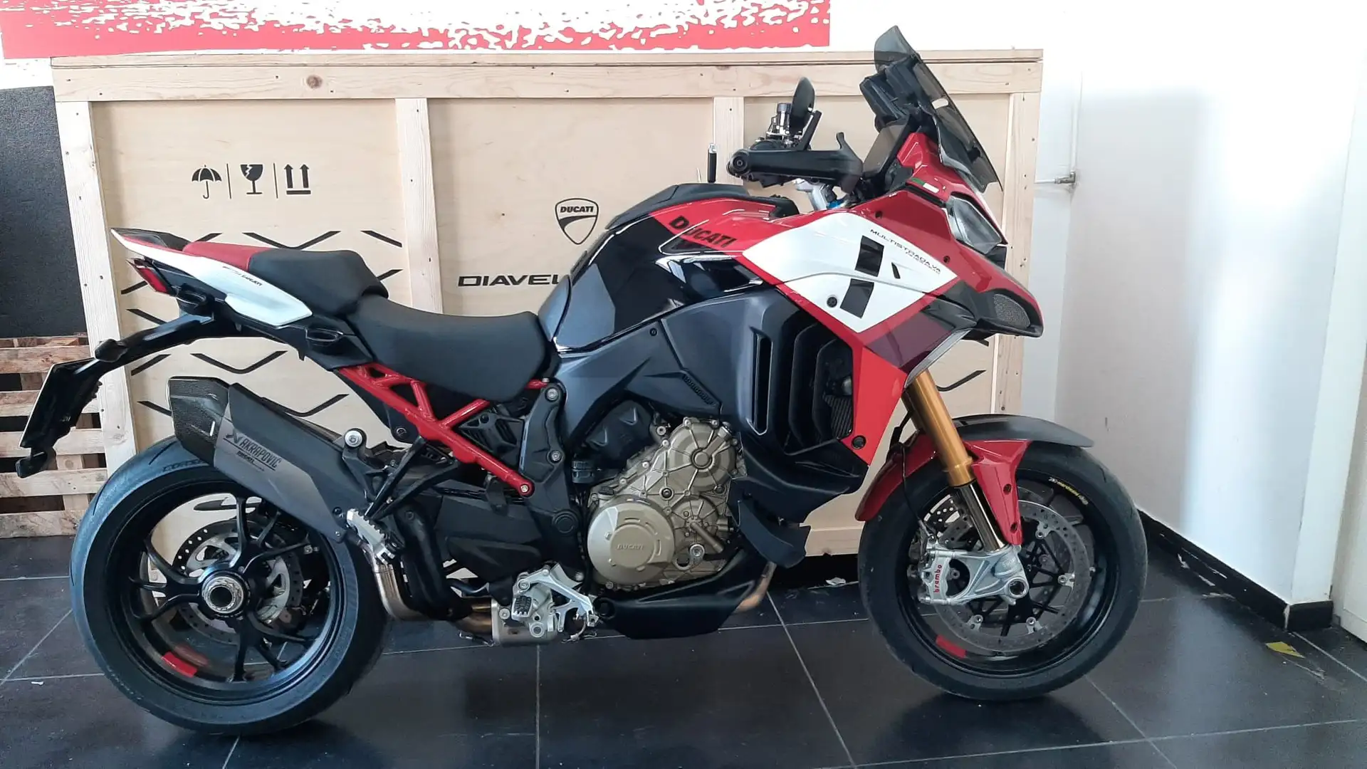 Ducati Multistrada V4 PIKES PEAK Roşu - 2