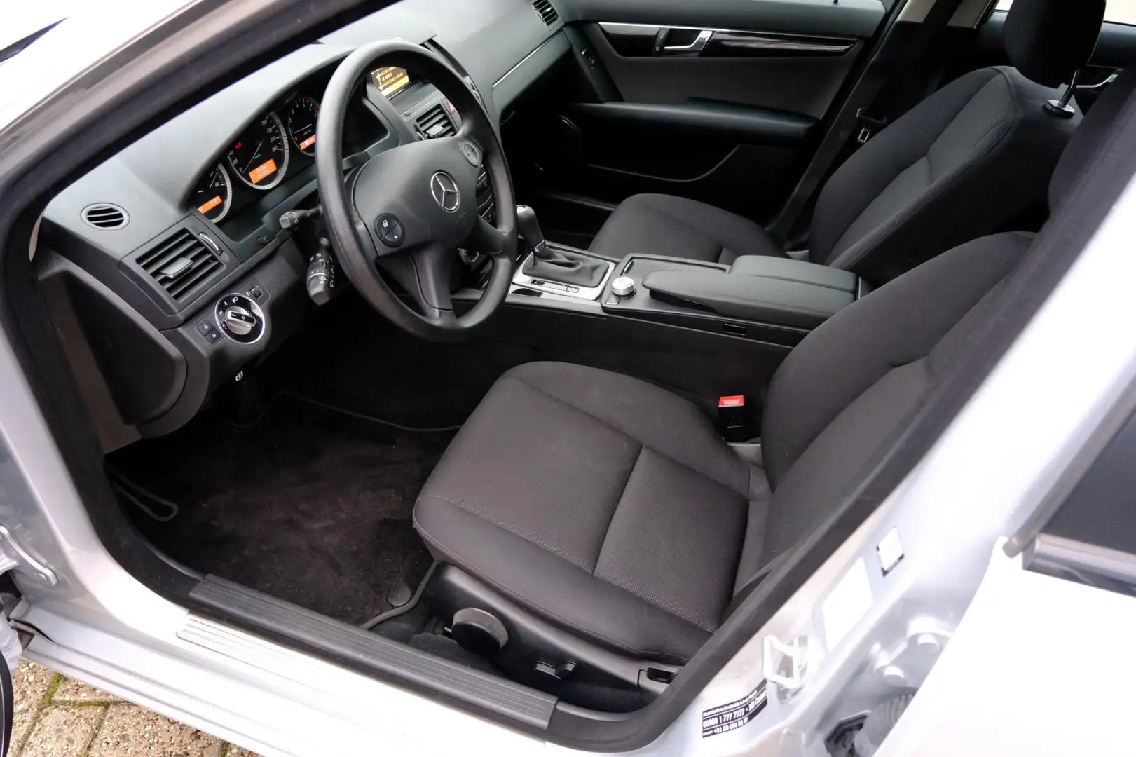 Mercedes-Benz C 180 Estate CGI BlueEFFICIENCY Business Class *39.632km Gri - 2