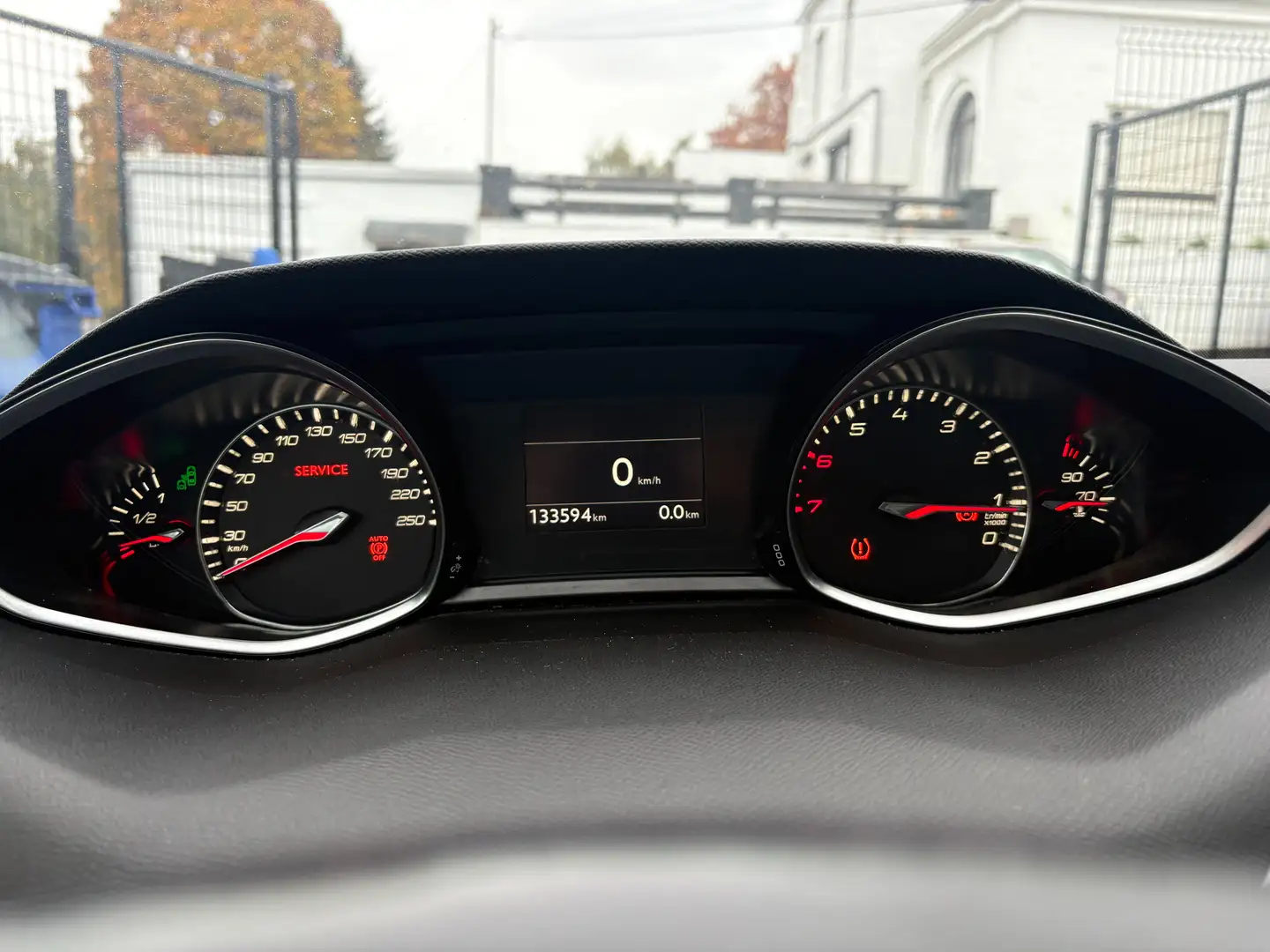 Peugeot 308 1.2 Feline STT - EU6 - Gris - 2