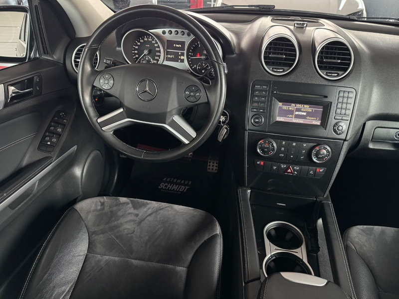 Mercedes-Benz ML 350 CDI 4Matic SportPaket BiXenon AHK 3,5T — photo 4