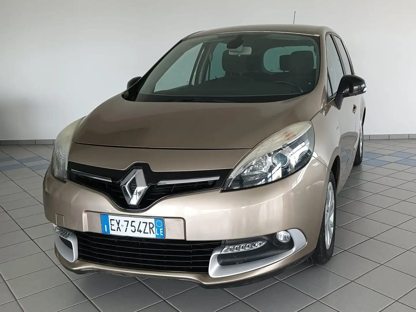 Renault Scenic Scenic III X-Mod 2012 X-Mod 1.5 dci Limited s Oro - 1