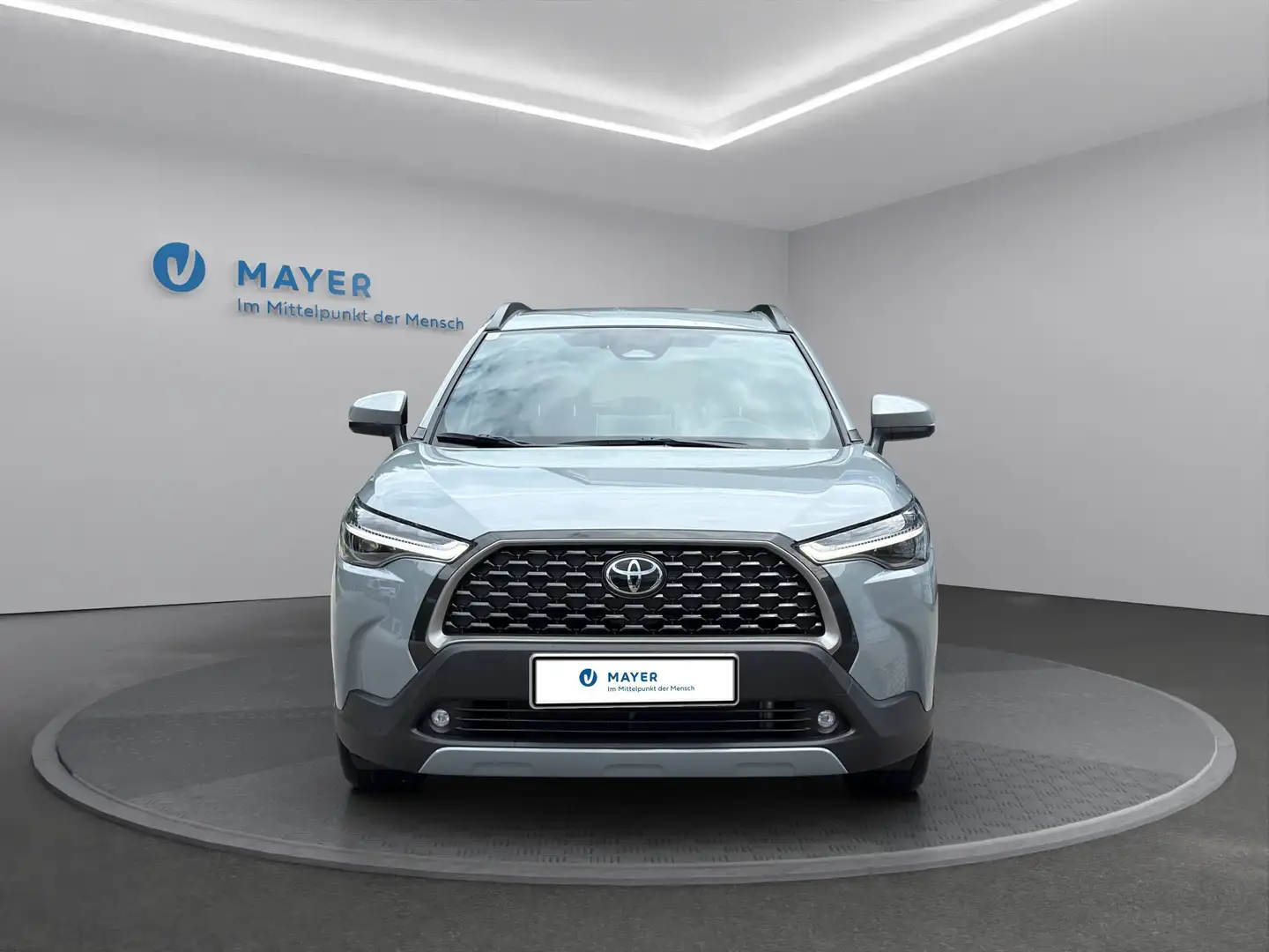 Toyota Corolla Cross 2,0 Hybrid Active Drive 2WD Gris - 2