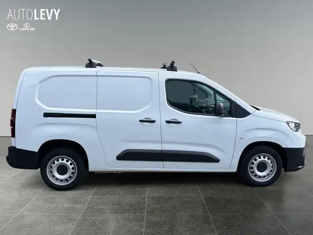 Toyota Proace City view 7