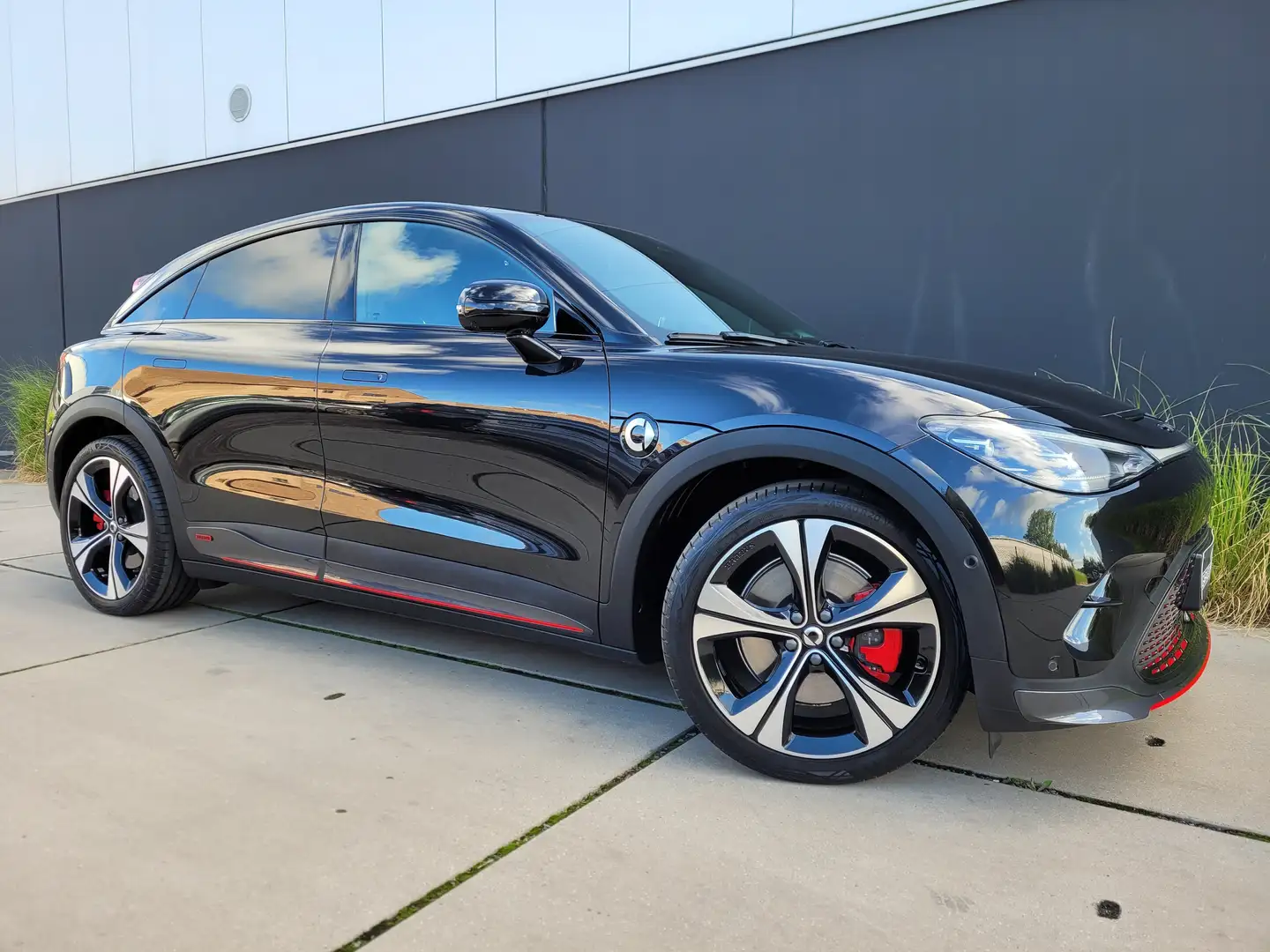 smart #3 BRABUS*4X4*HUD*PANO DAK*360'CAMERA*21"ALU*MEMORY* Zwart - 1