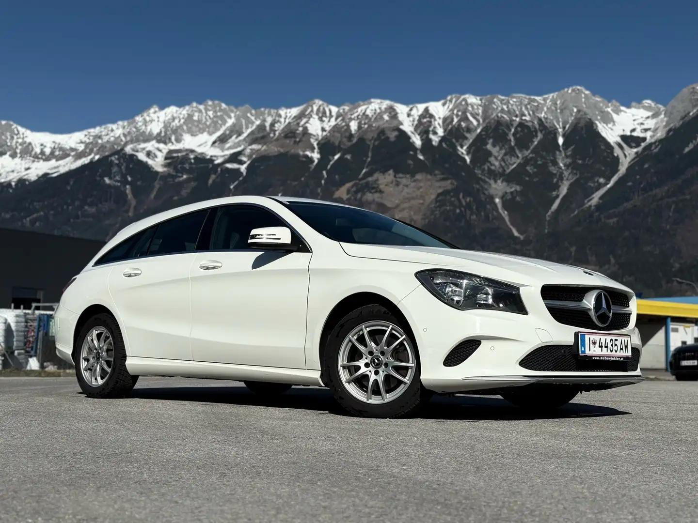 Mercedes-Benz CLA 180 Shooting Brake d - 1