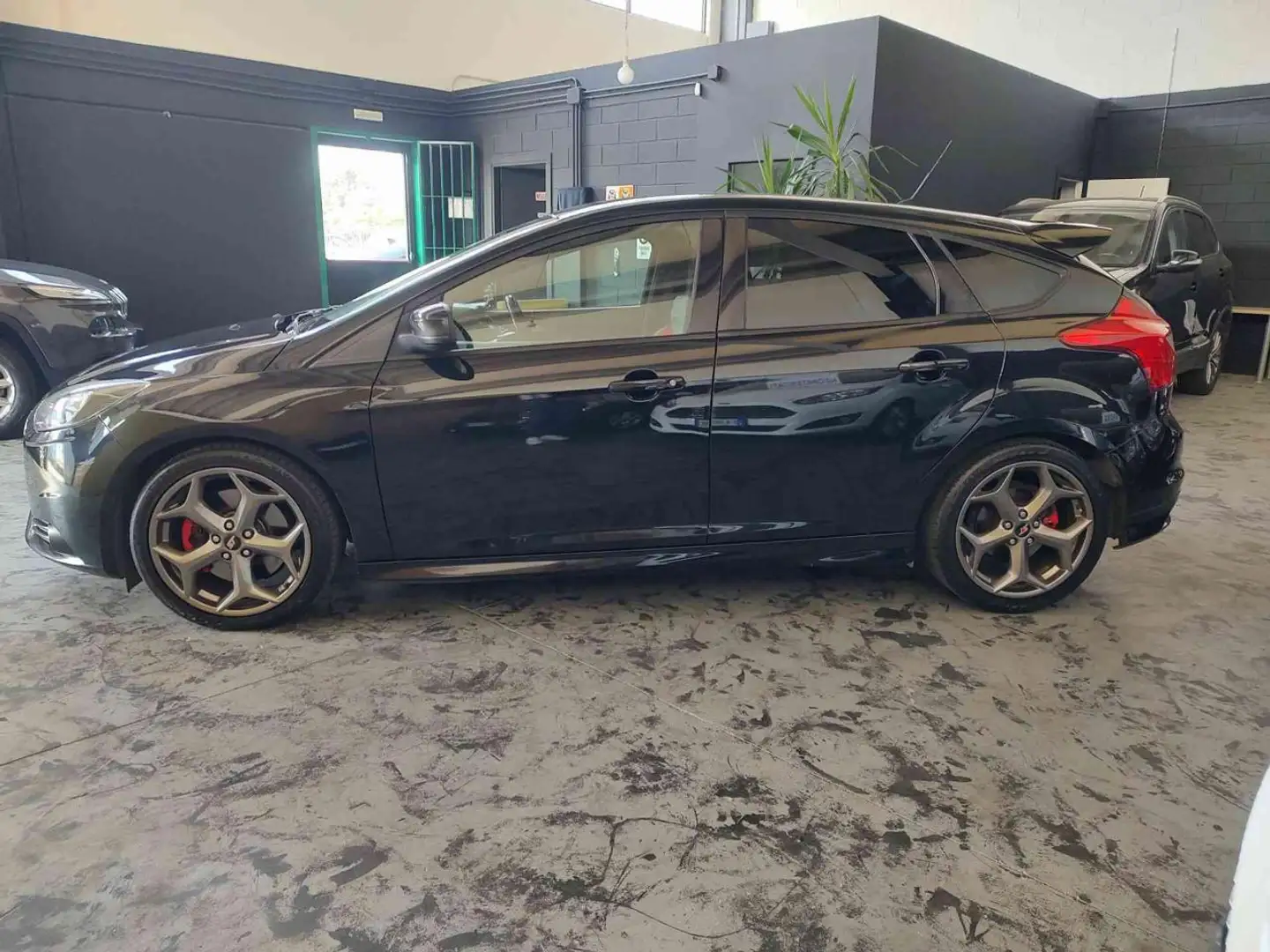 Ford Focus 2.0 EcoBoost 250 CV ST Noir - 2