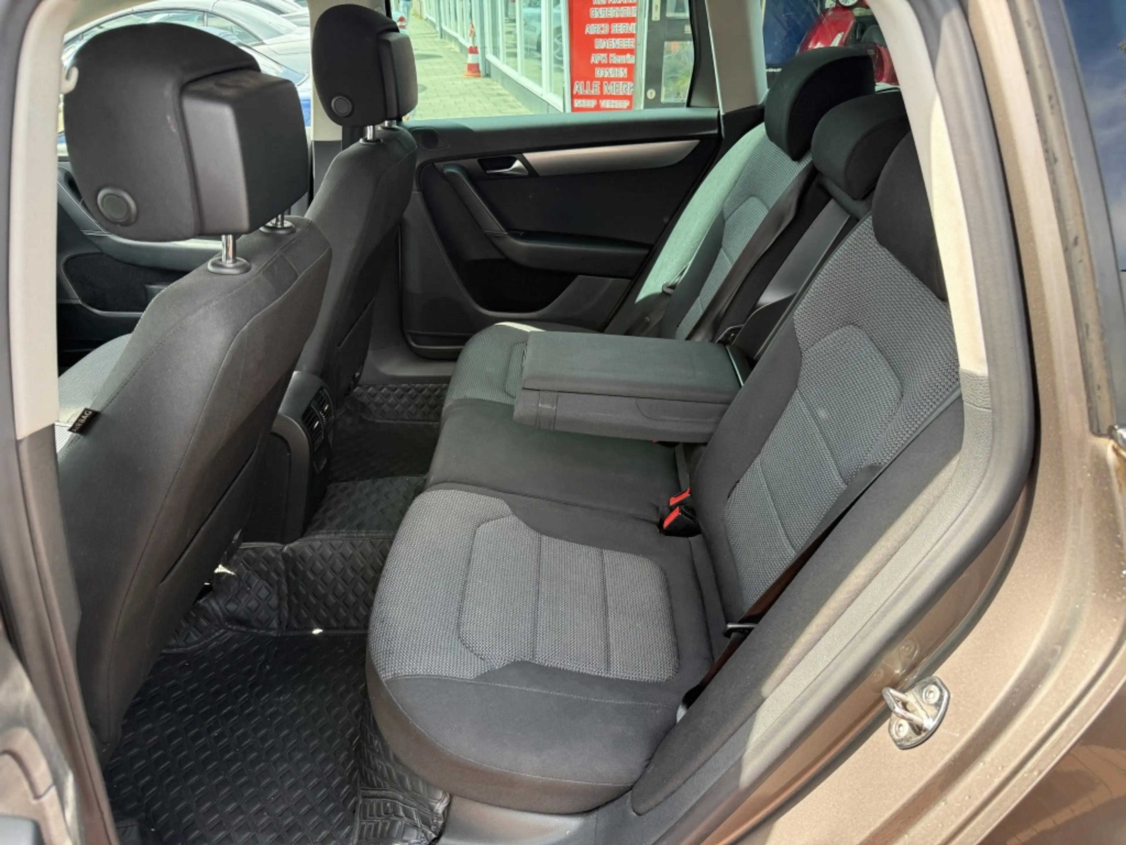 Volkswagen Passat Variant 1.4 TSI Comfortline BlueMotion automaat airco — photo 8
