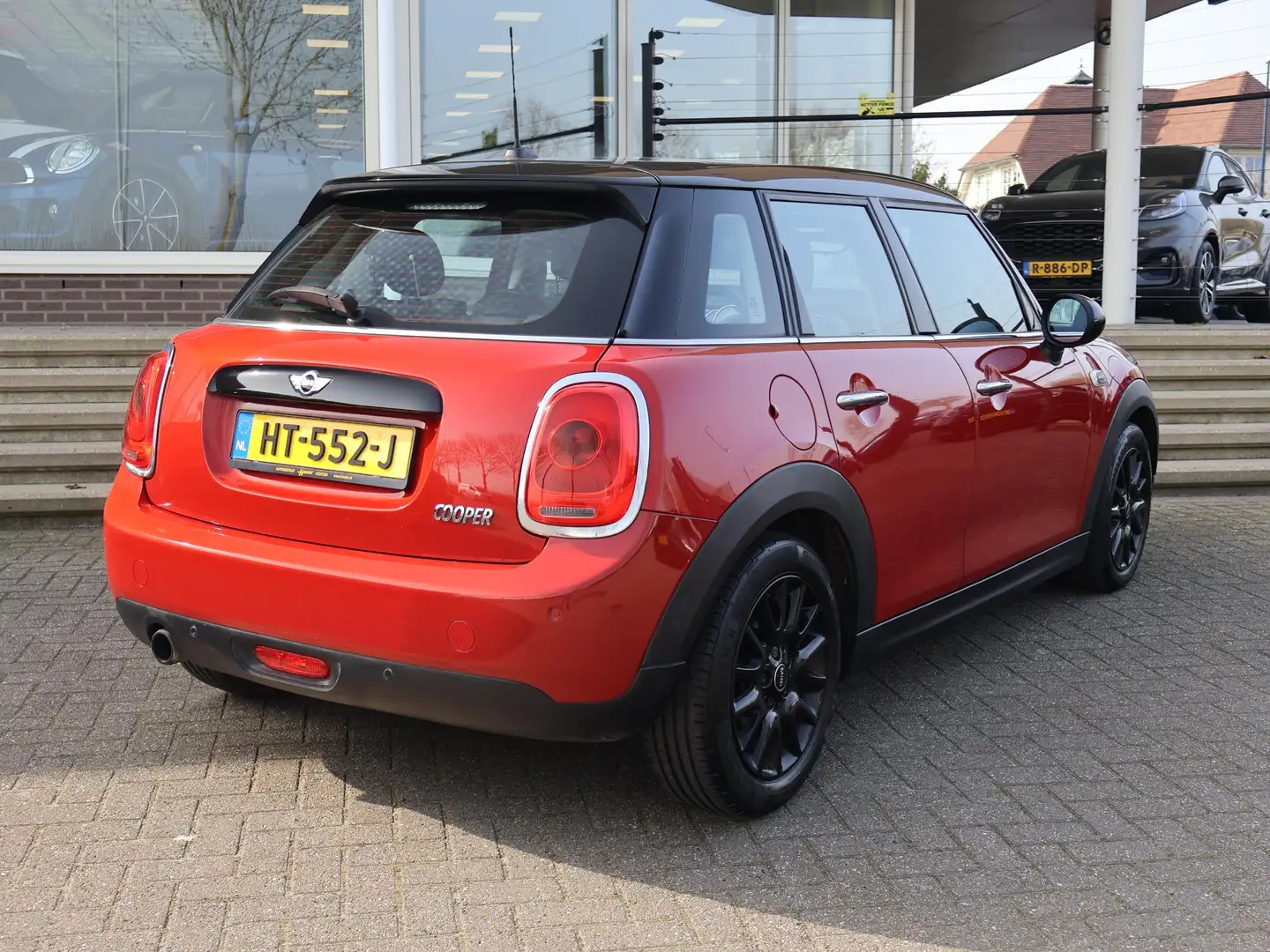 MINI Cooper Mini 1.5 136 PK TWO-TONE *BLAZING RED* + CLIMATE C Rot - 2