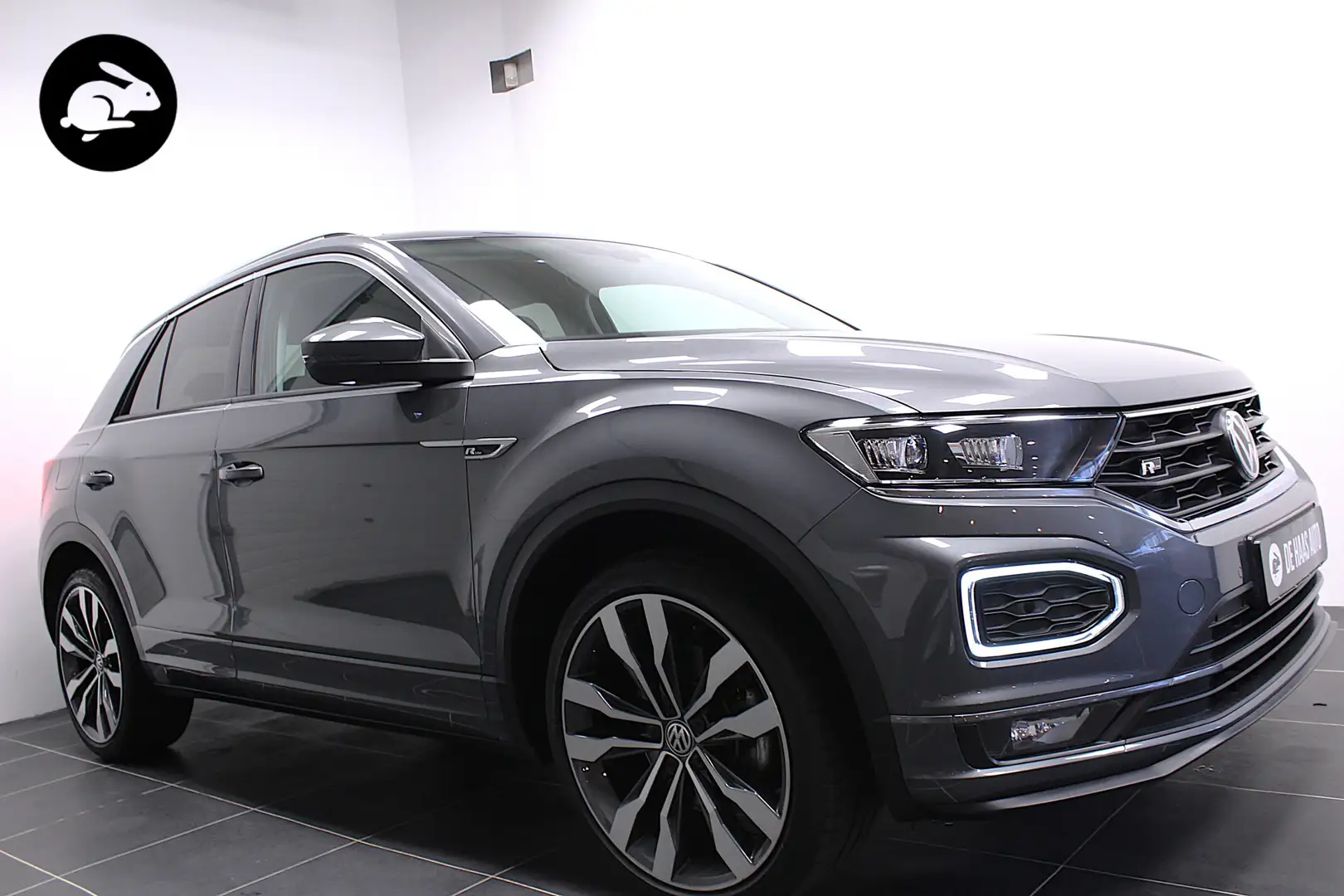 Volkswagen T-Roc 1.5 TSI R-Line/Virtual/Trekhaak/Camera/19 inch Grijs - 1
