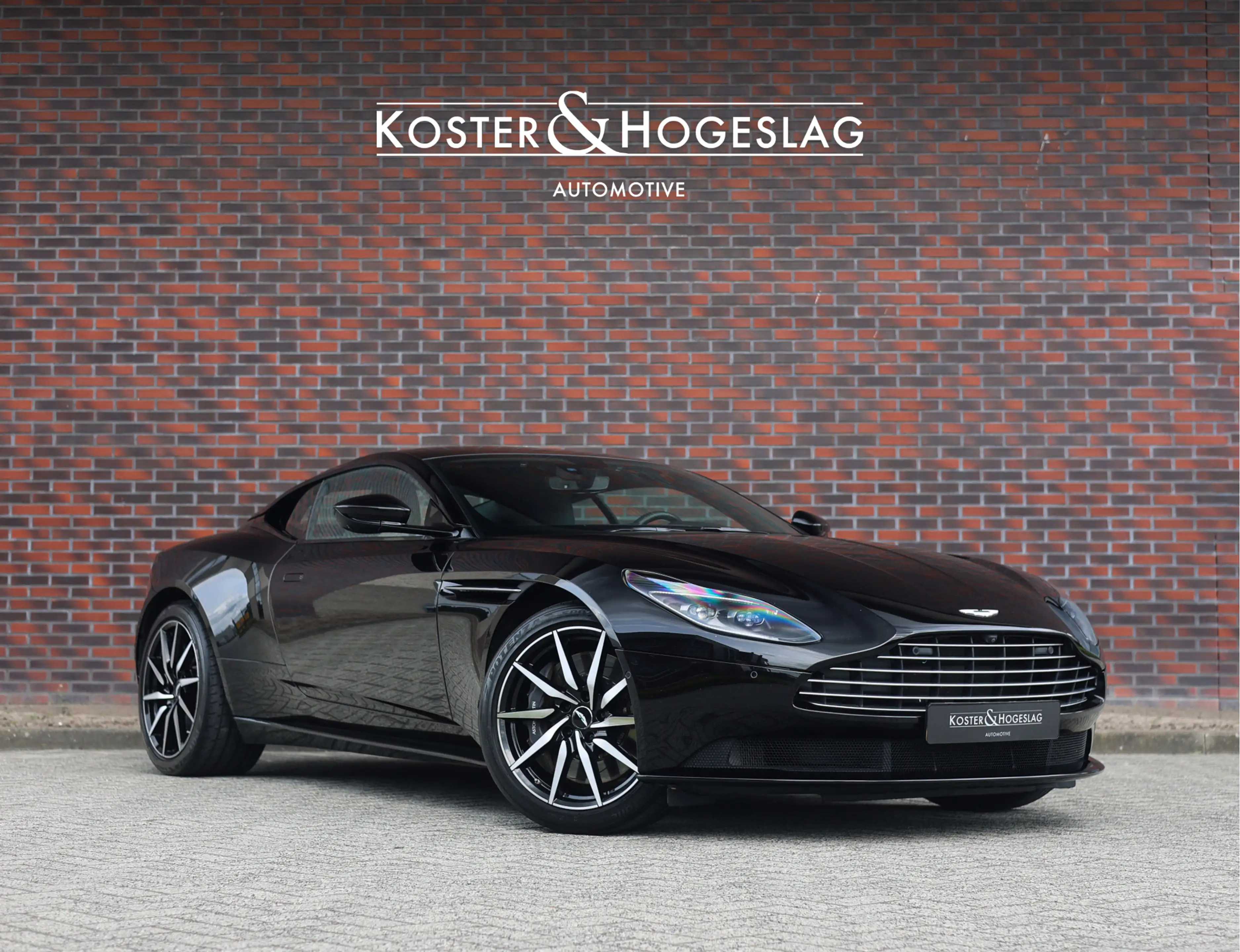 Aston Martin DB11 4.0 V8