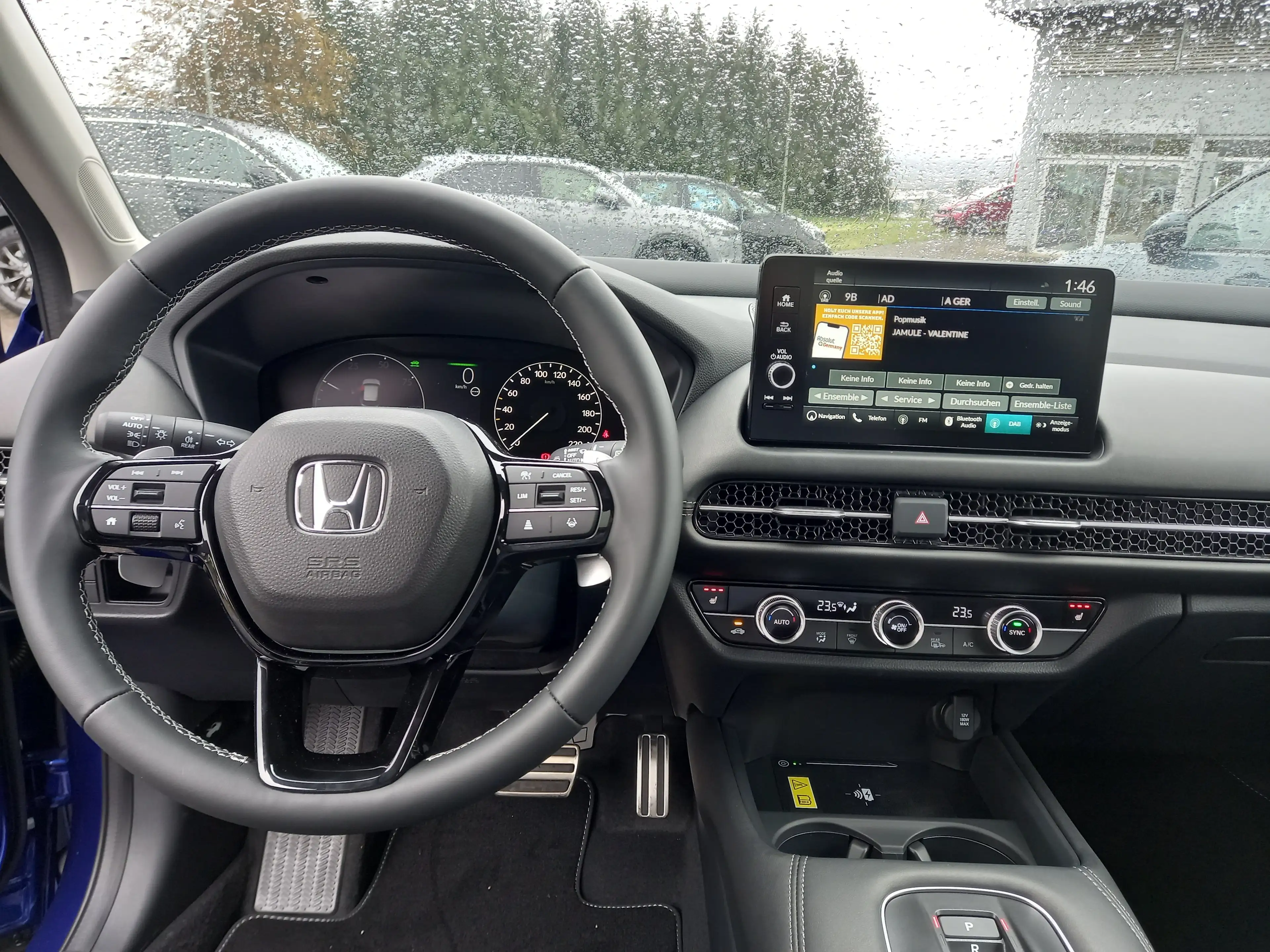 Honda ZR-V e: HEV Sport — photo 11