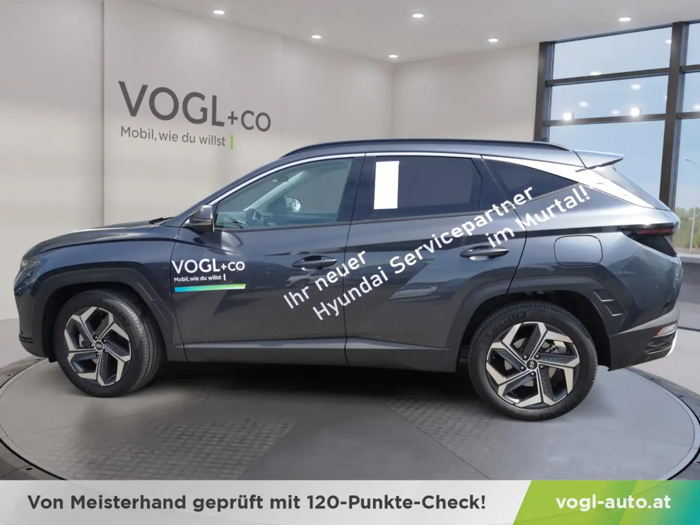 Hyundai TUCSON NX4 1,6 4WD Schwarz - 2