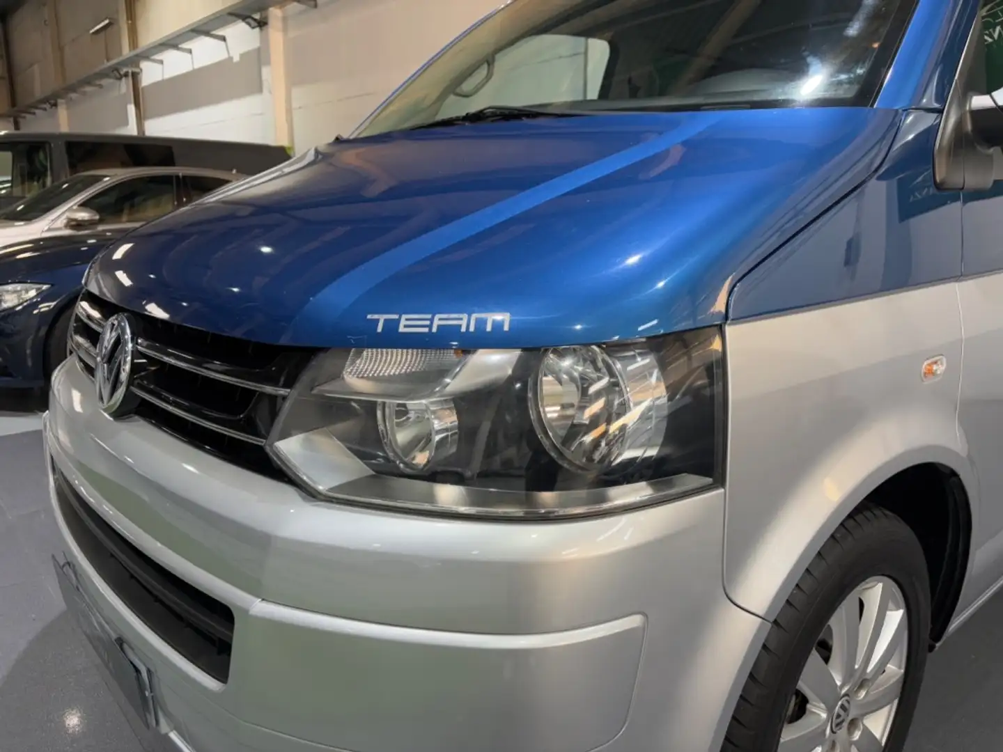 Volkswagen T4 Multivan 2.0 BiTDI 180 DSG 4M Azul - 2