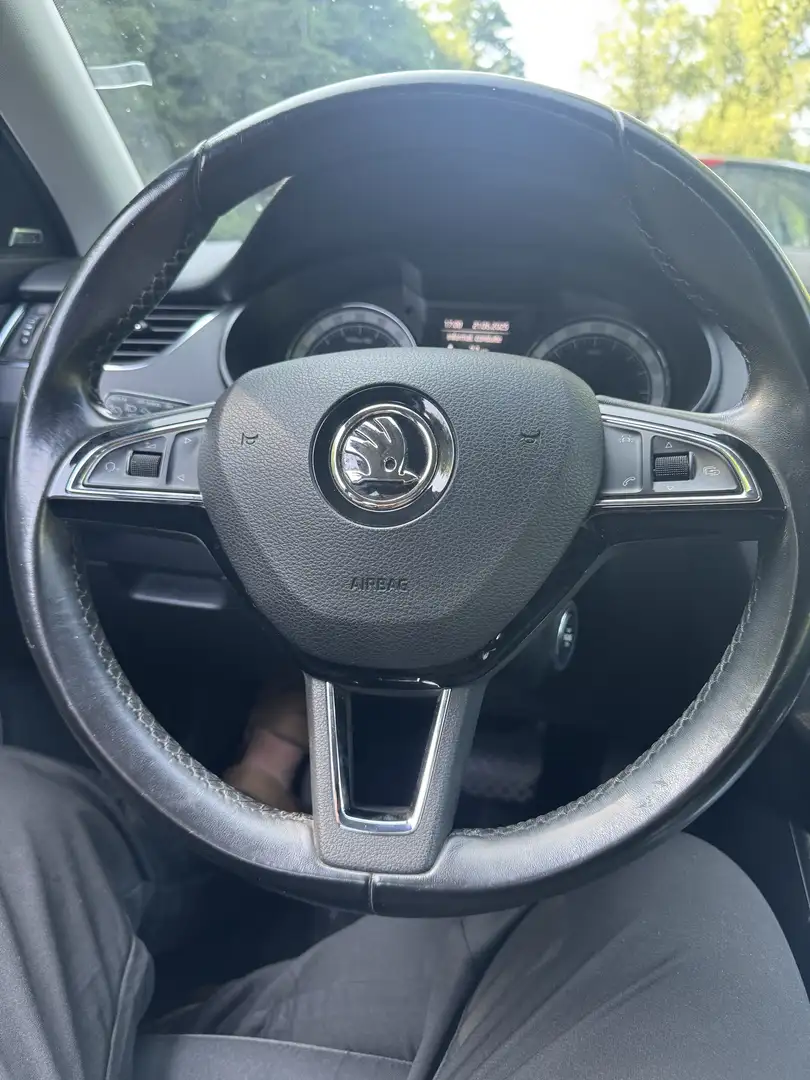 Skoda Octavia Combi 1.6 TDI DSG Drive - 1
