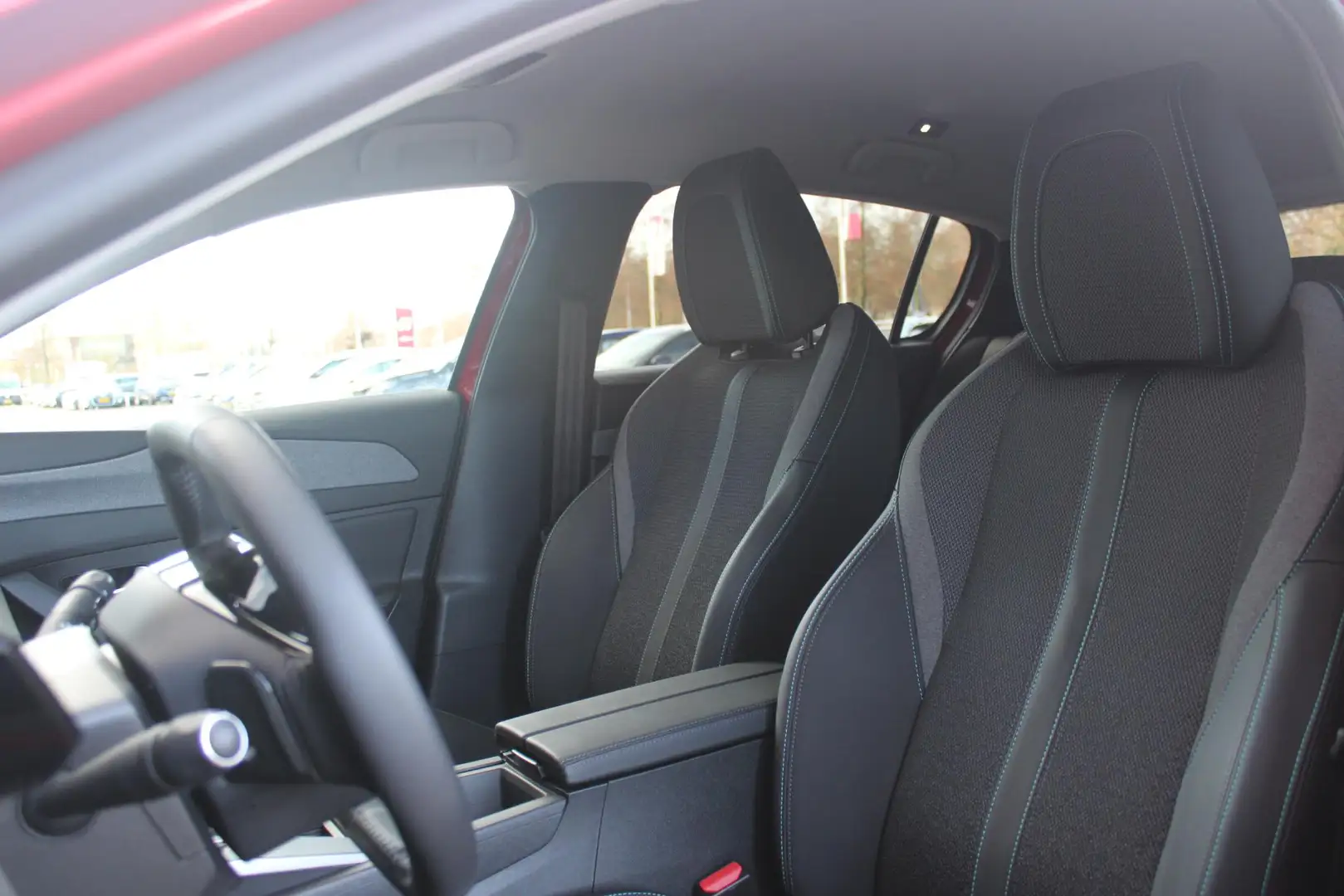 Peugeot 308 1.2 Hybrid 145PK E-DCS6 Allure | AGR STOEL | STOEL Rouge - 2