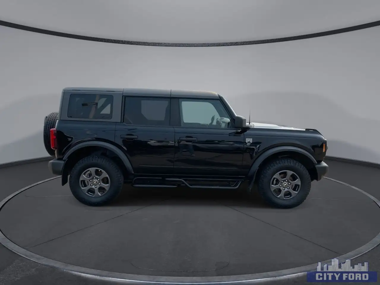 Ford Bronco снимка Ford Bronco